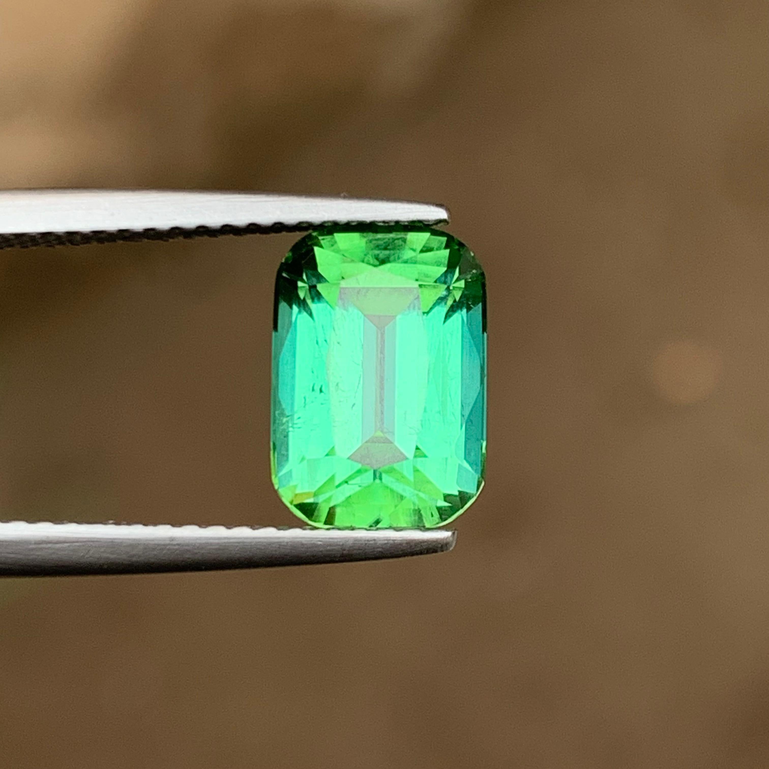 Vivid Bluish Green Tourmaline 3.50Ct Cushion Cut Natural Loose Gemstone for Ring In New Condition For Sale In Peshawar, PK