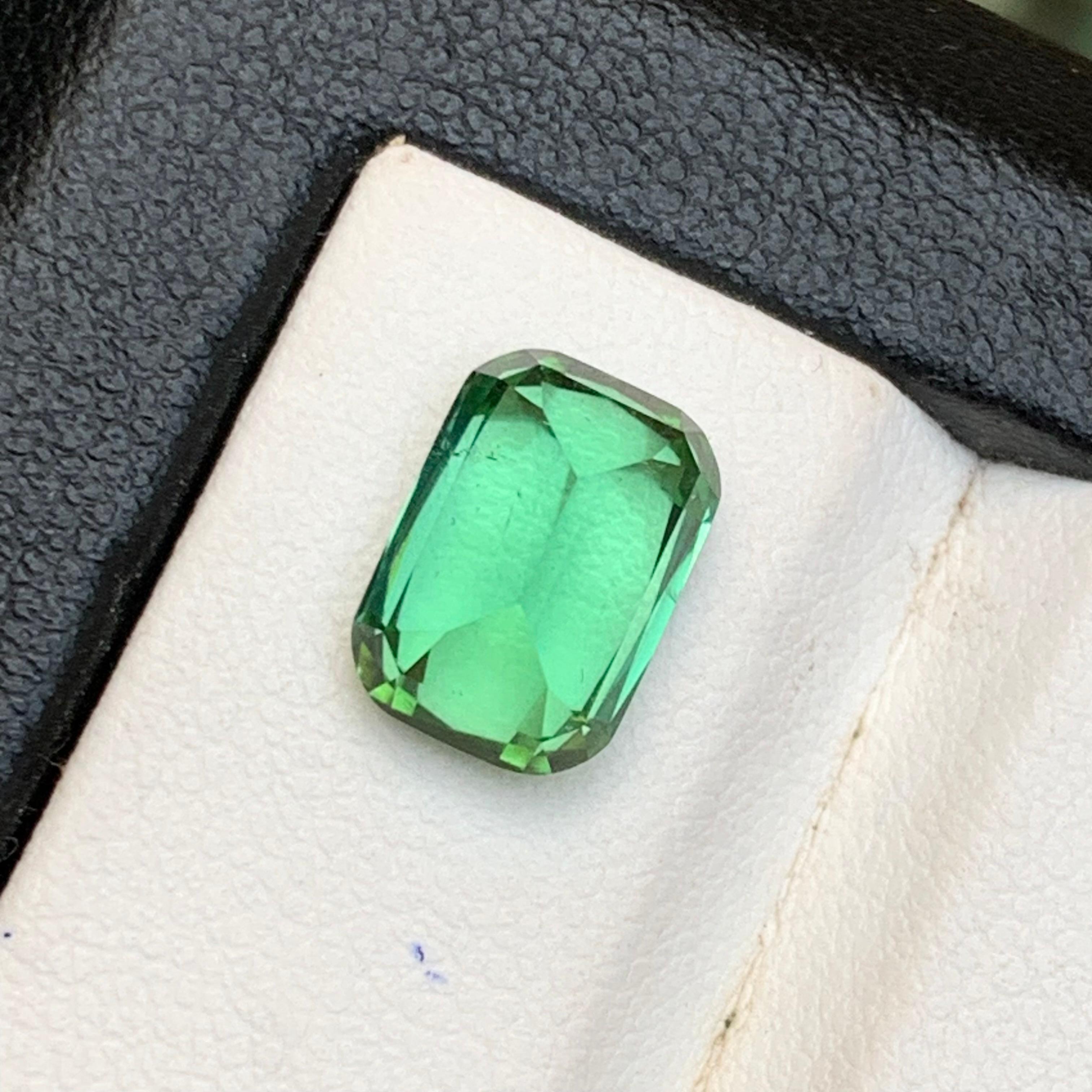 Vivid Bluish Green Tourmaline 3.50Ct Cushion Cut Natural Loose Gemstone for Ring For Sale 3
