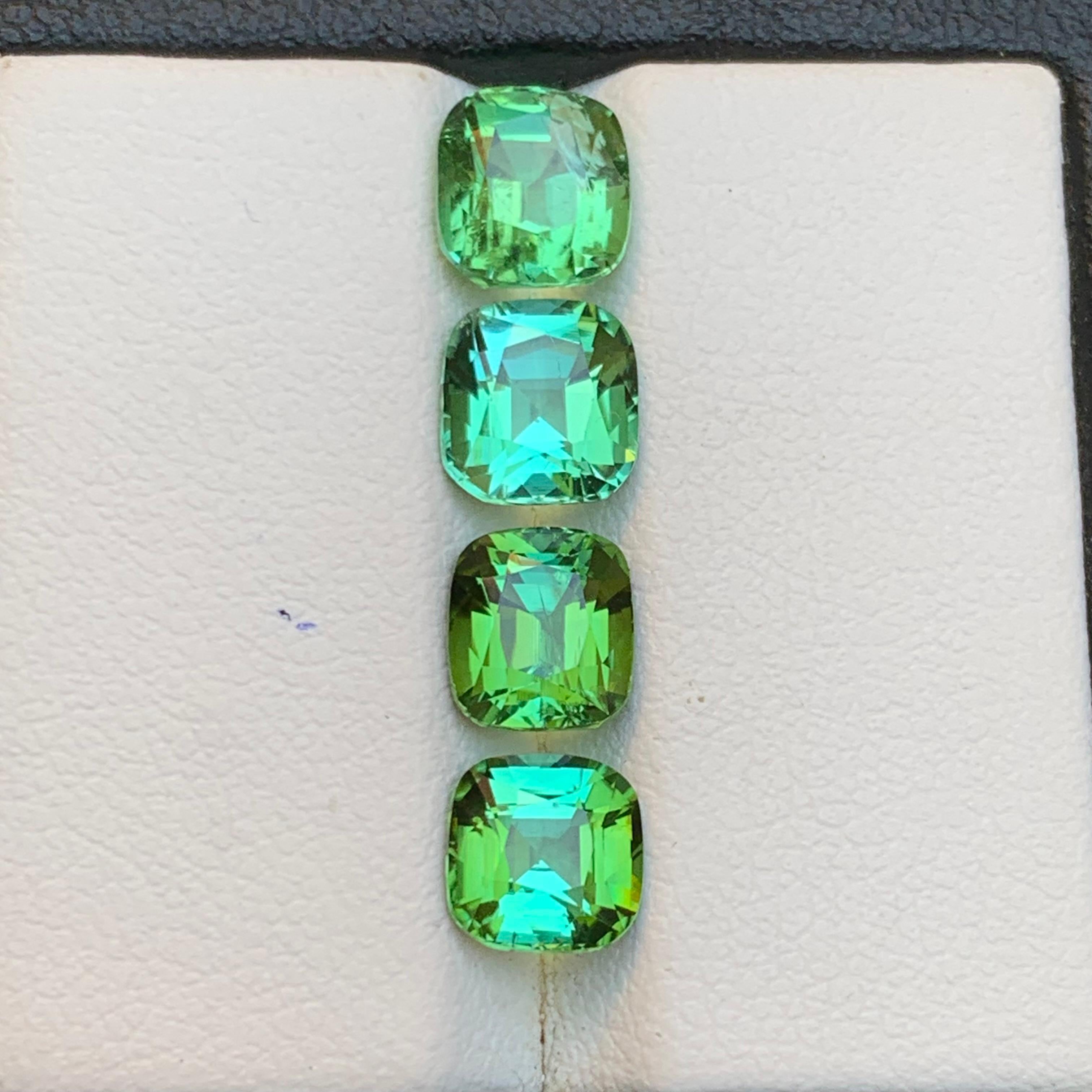 Lebendiger bläulich grüner Turmalin 6 Karat Kissenschliff Natürliche lose Edelsteine Paket im Angebot 5