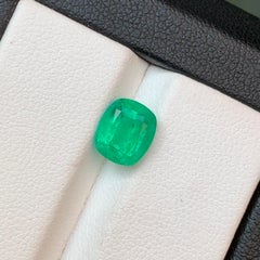 Vivid Bluish Hue Green Natural Emerald Ring Loose Gemstone 1.95 Ct Cushion Cut