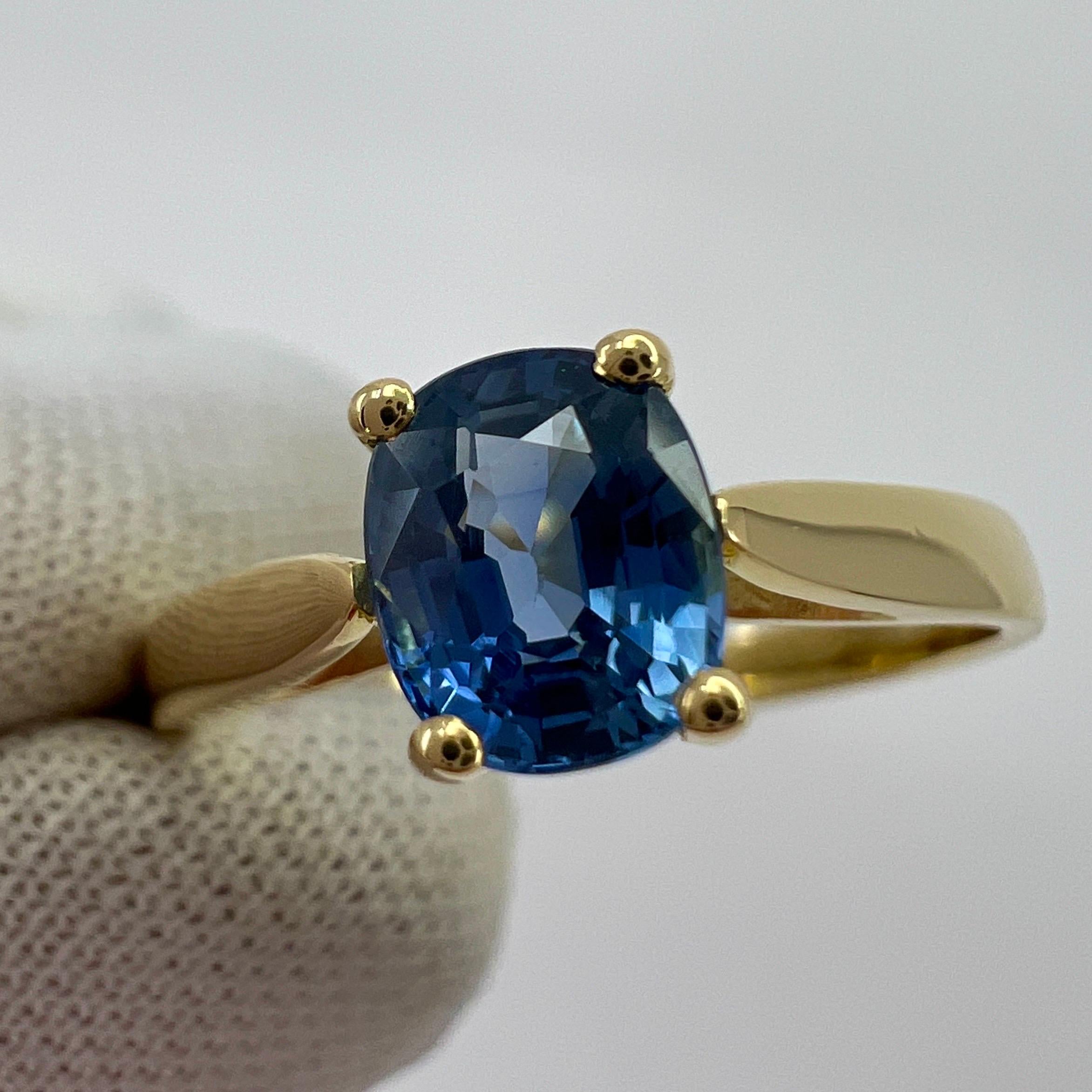 Fine Cornflower Blue Ceylon Sapphire Cushion Cut 18k Yellow Gold Solitaire Ring.

1.03 Carat sapphire with a stunning bright cornflower blue colour and excellent clarity. Very clean stone, practically flawless.
Also has an excellent cushion cut