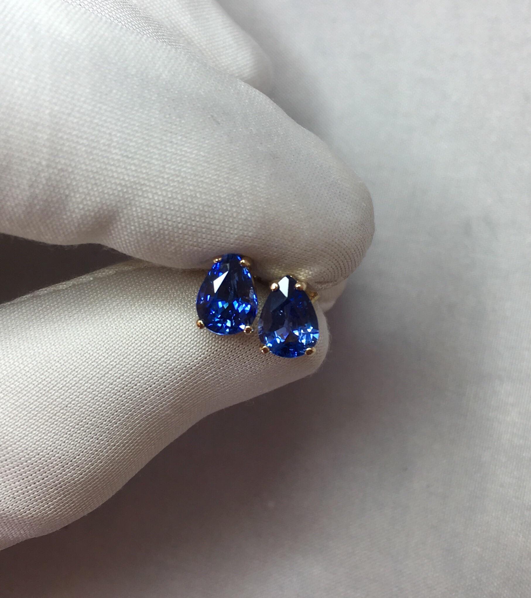 Vivid Cornflower Blue 2.25 Carat Ceylon Sapphire Pear Cut Gold Earring Studs 2