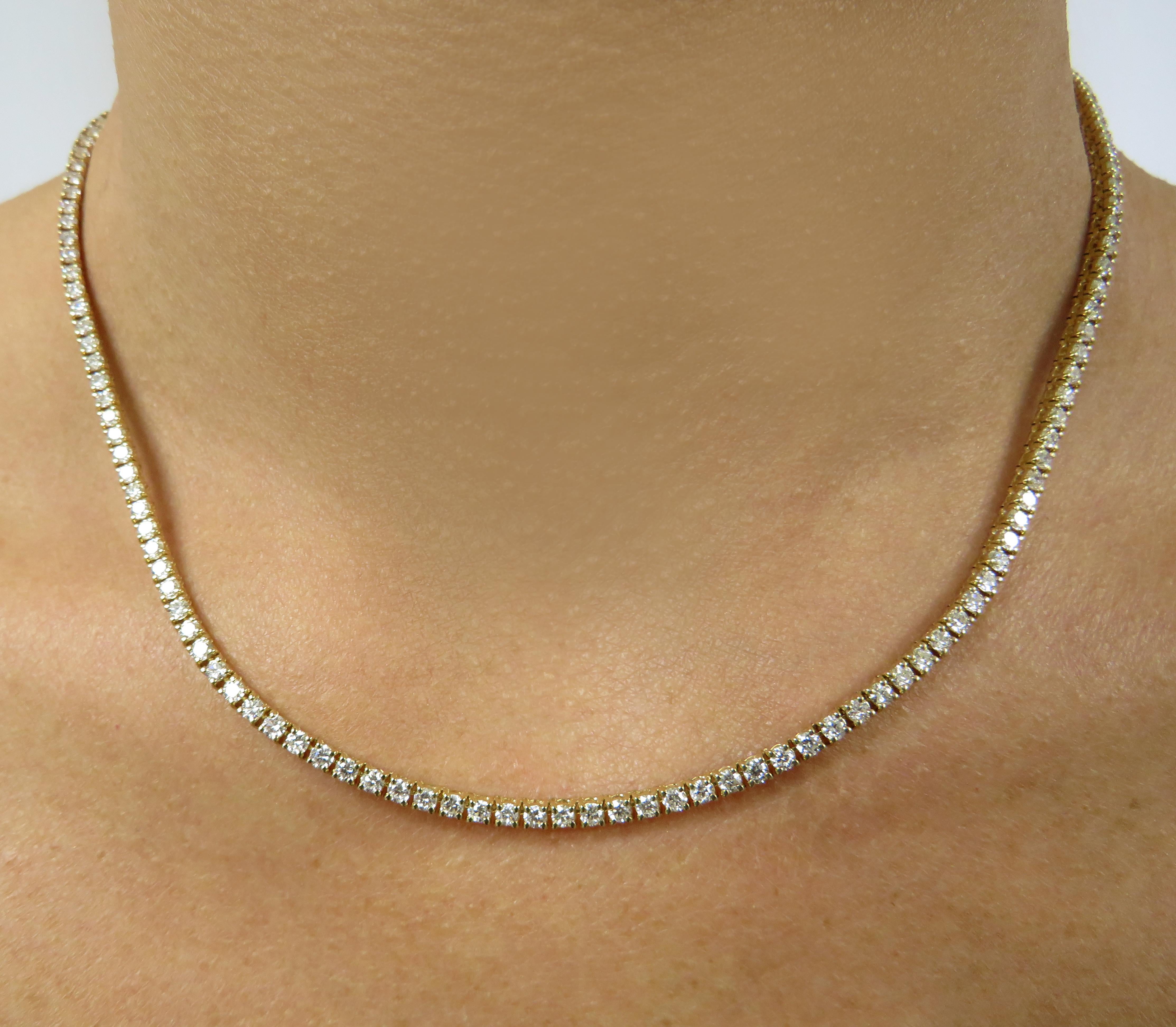 Vivid Diamonds 10.38 Carat Straight Line Diamond Tennis Necklace In New Condition For Sale In Miami, FL