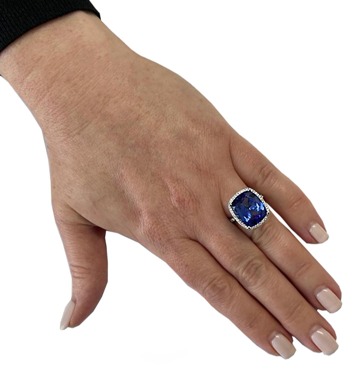 Cushion Cut Vivid Diamonds 10.66 Carat Tanzanite Ring
