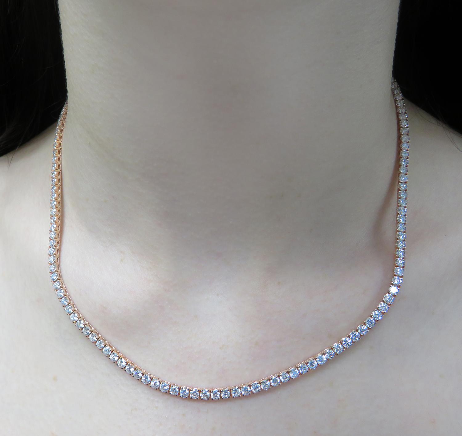 Tennis-Halskette mit lebhaften Diamanten, 10,95 Karat Diamanten im Angebot 1