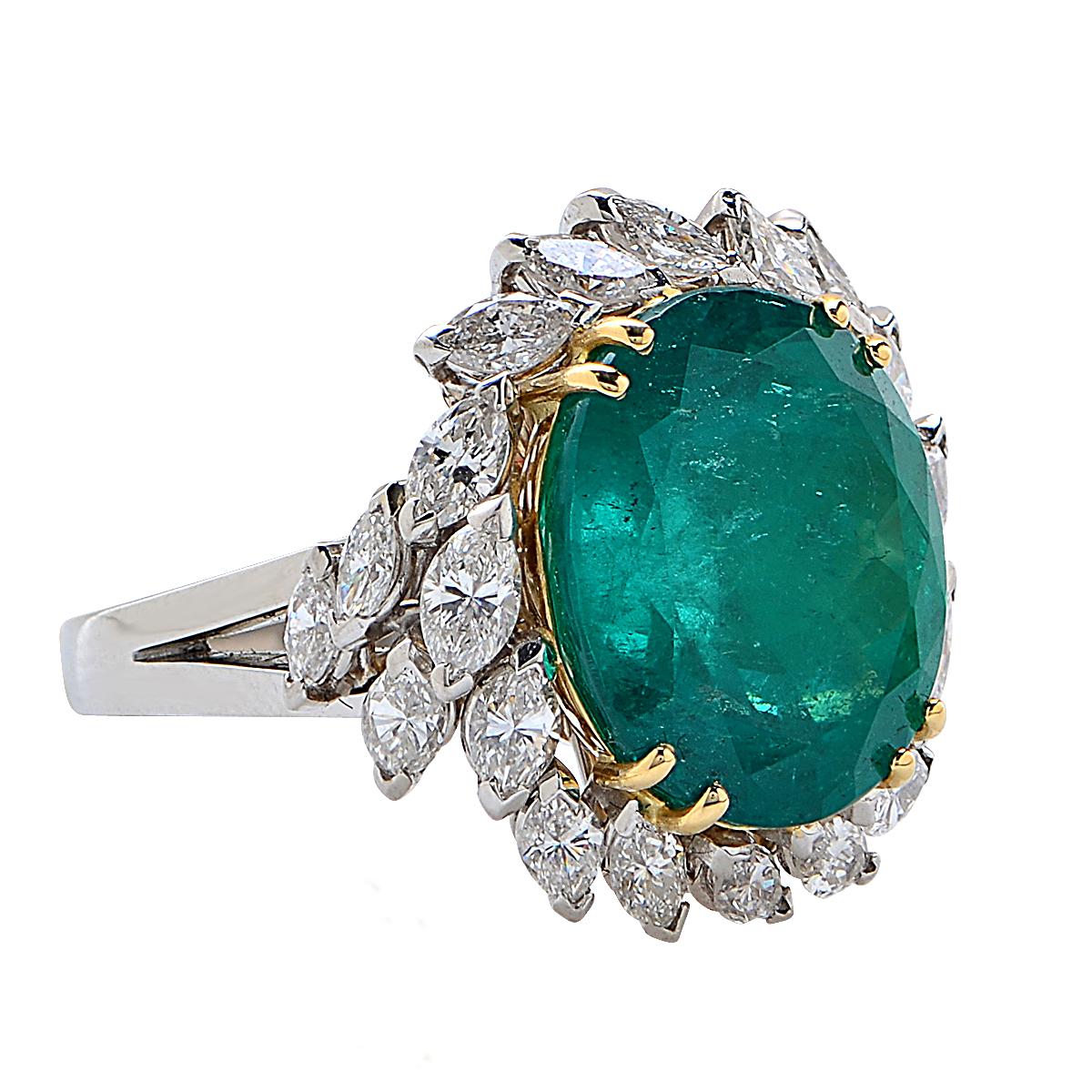 Vivid Diamonds AGL Certified 1.02 Carat Colombian Emerald and Diamond Ring In Excellent Condition In Miami, FL