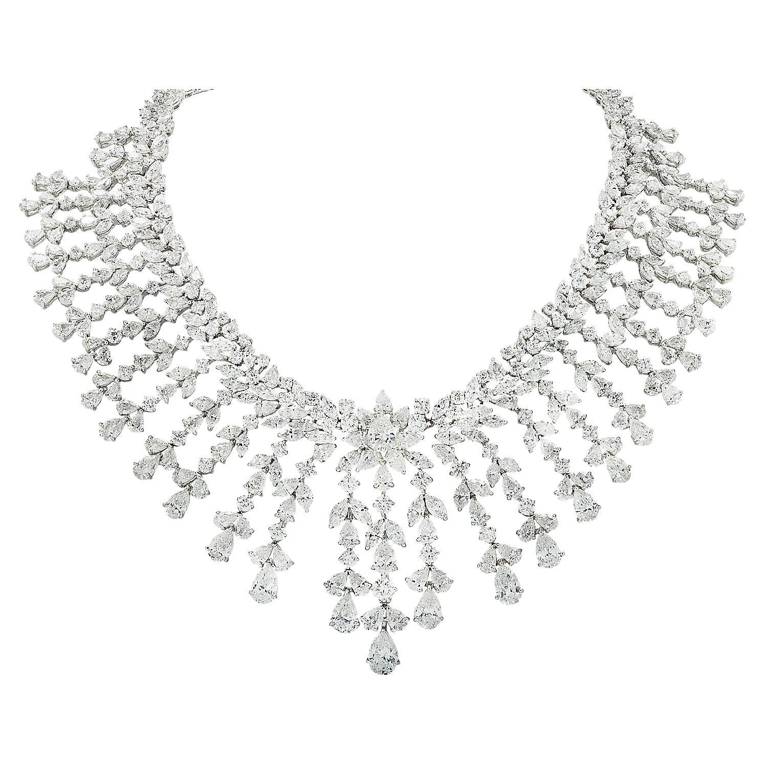 Collar babero de diamantes Vivid Diamonds 119,13 quilates