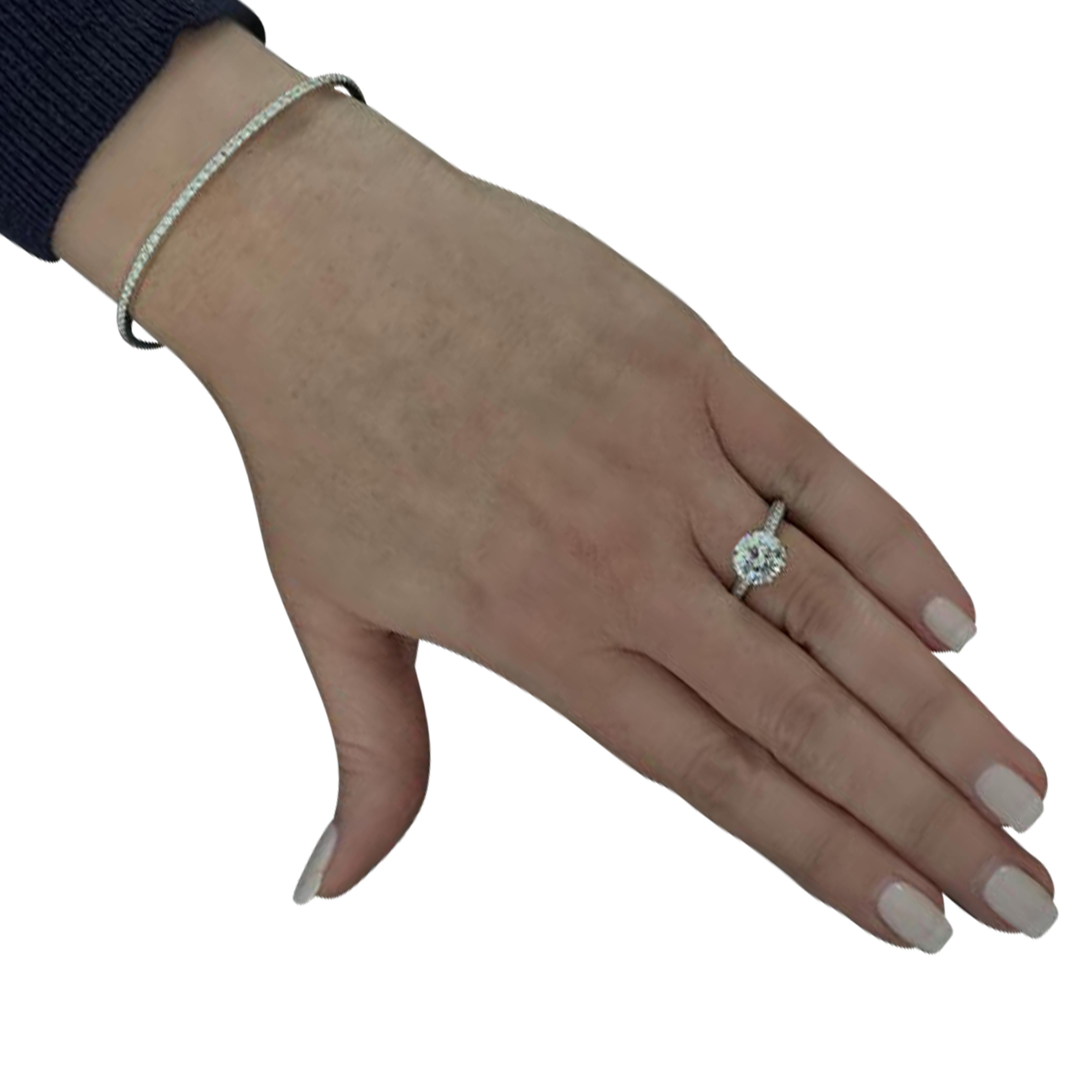Modern Vivid Diamonds 1.25 Carat Diamond Cuff Bangle Bracelet