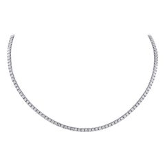 Straight Line Tennis-Halskette mit lebhaften Diamanten 12.79 Karat