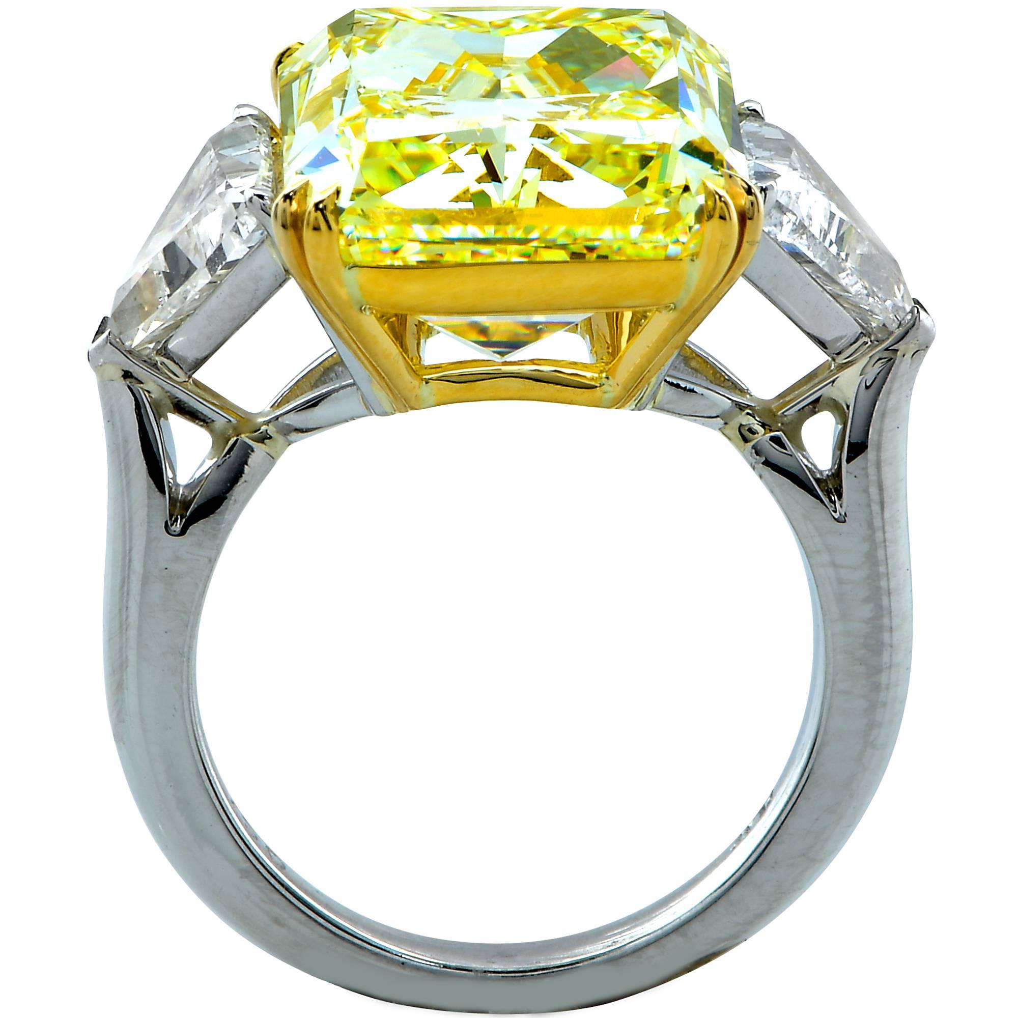 Modern Vivid Diamonds 14.20 Carat GIA Fancy Light Yellow Diamond Engagement Ring