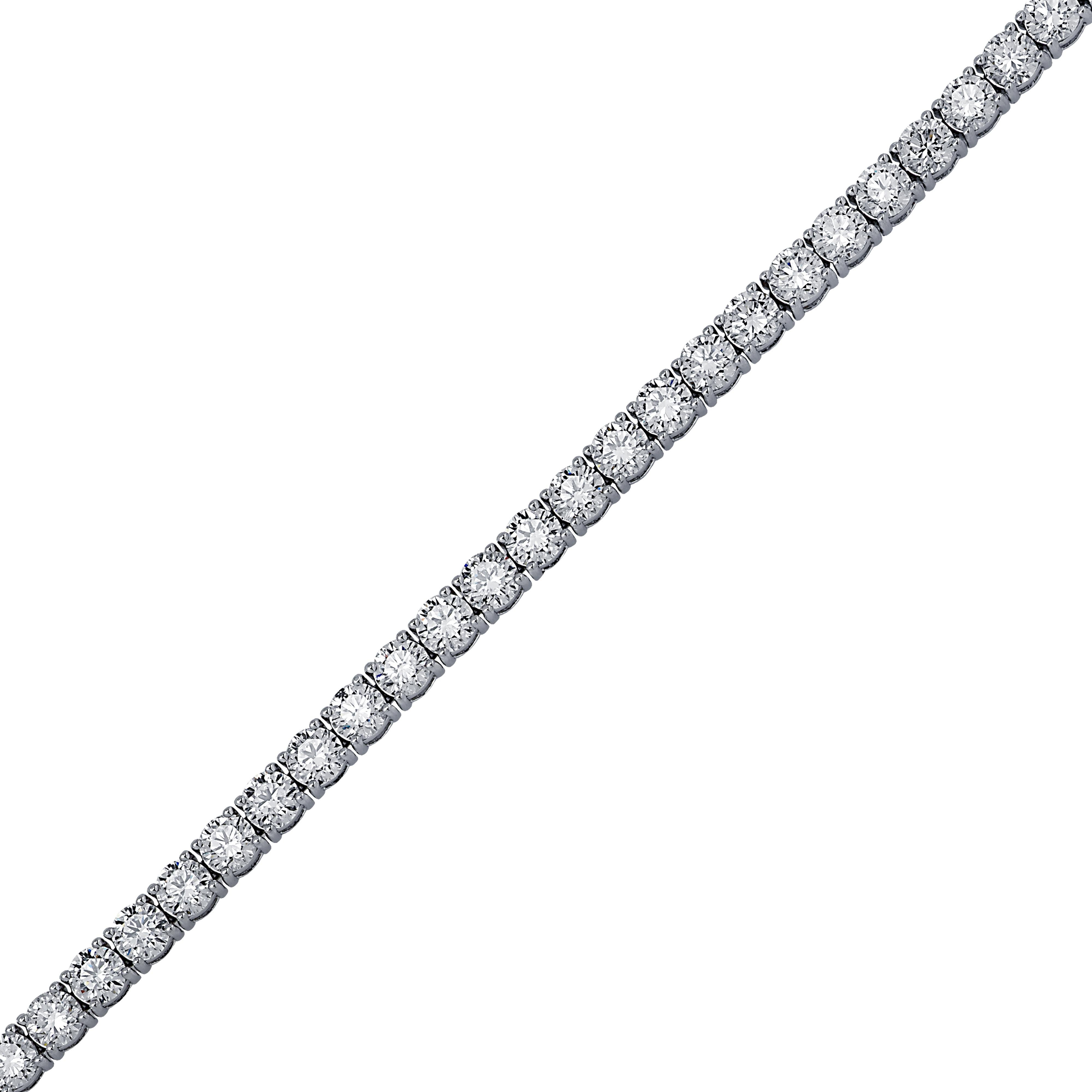 Modern Vivid Diamonds 16.57 Carat Diamond Tennis Bracelet