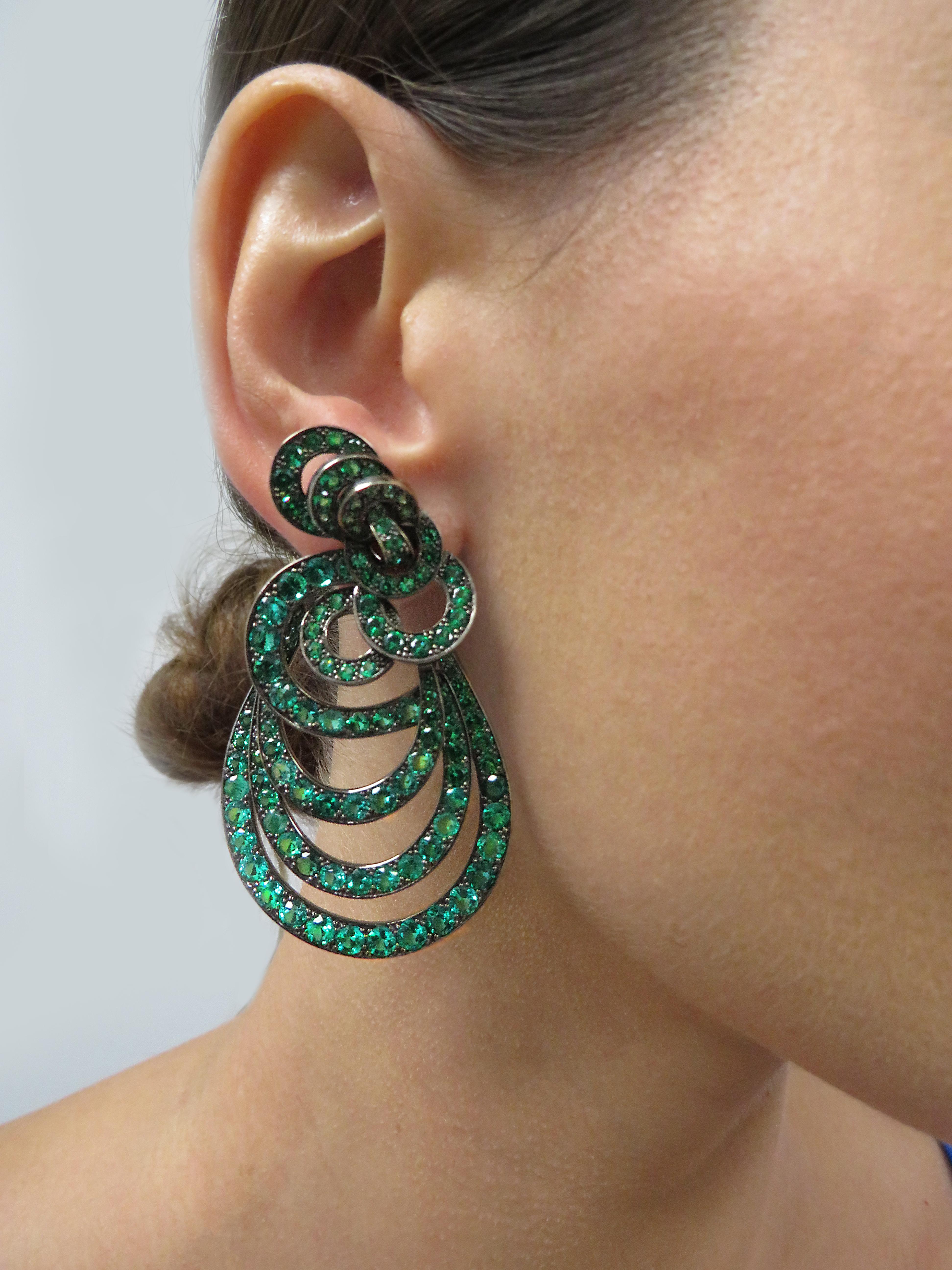 Round Cut Vivid Diamonds 18 Carat Emerald Earrings For Sale