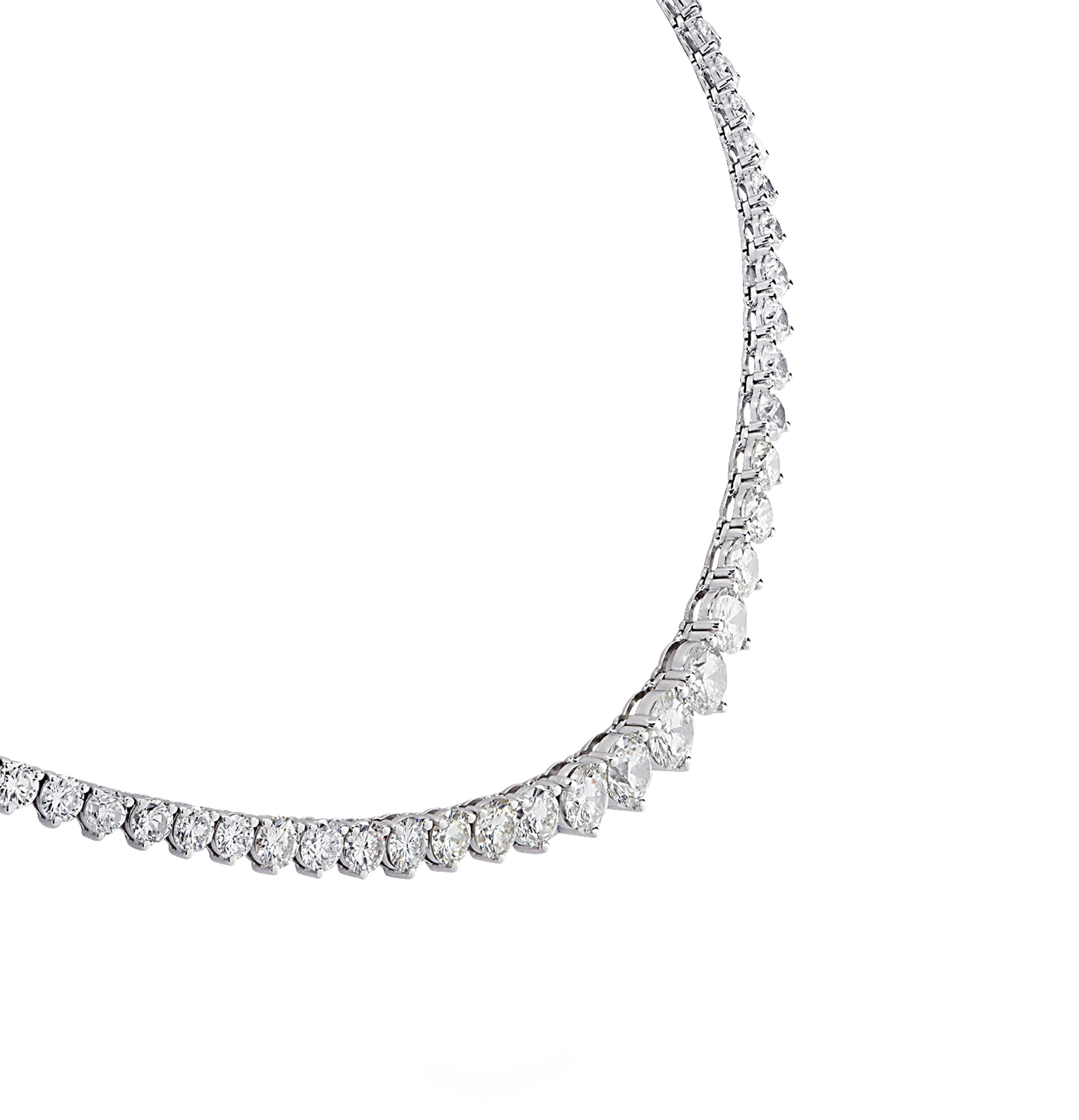 Vivid Diamonds 22.7 Carat Diamond Riviere Necklace In New Condition In Miami, FL