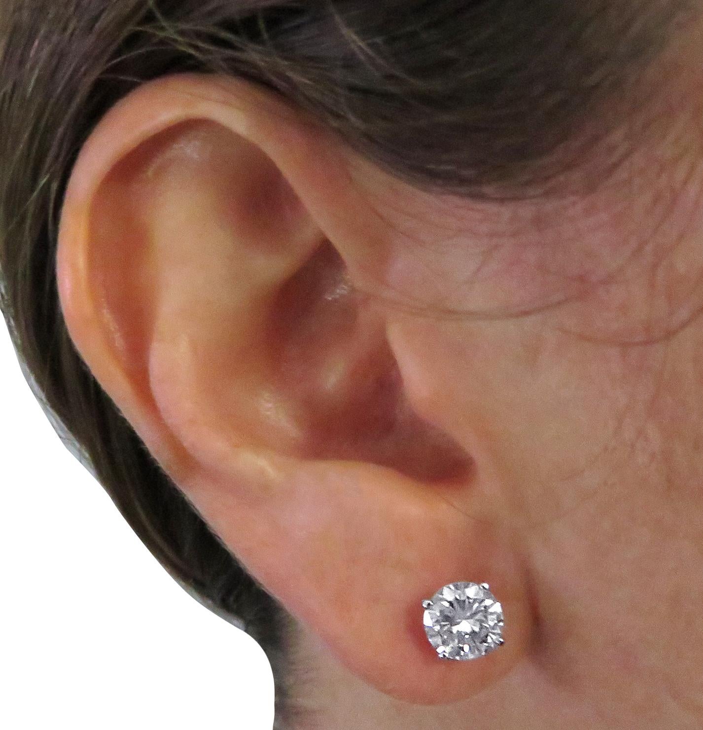 Round Cut Vivid Diamonds 2.56 Carat Diamond Solitaire Stud Earrings
