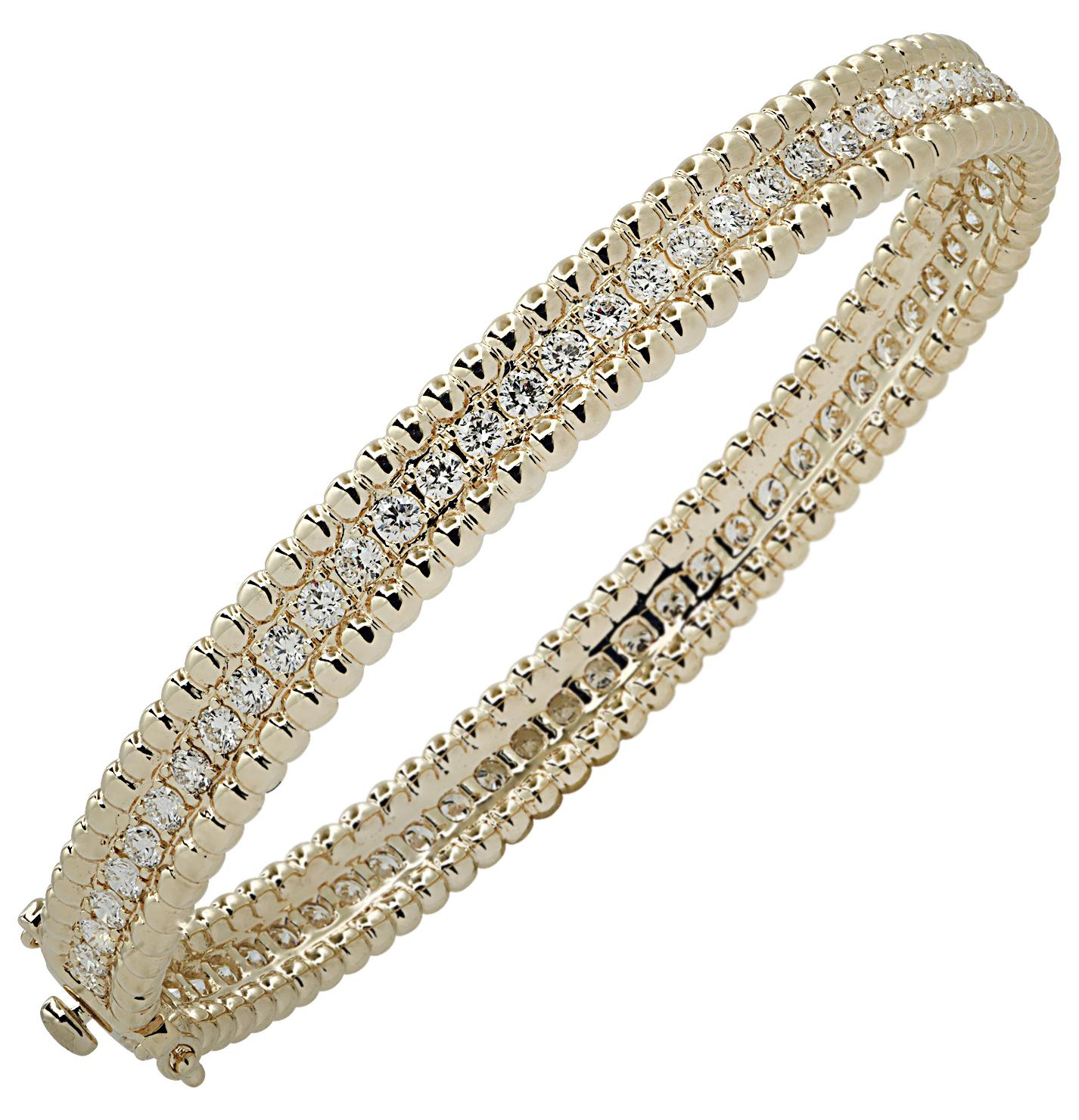 Vivid Diamonds 2.75 Carat Diamond Bangle Bracelet In New Condition For Sale In Miami, FL