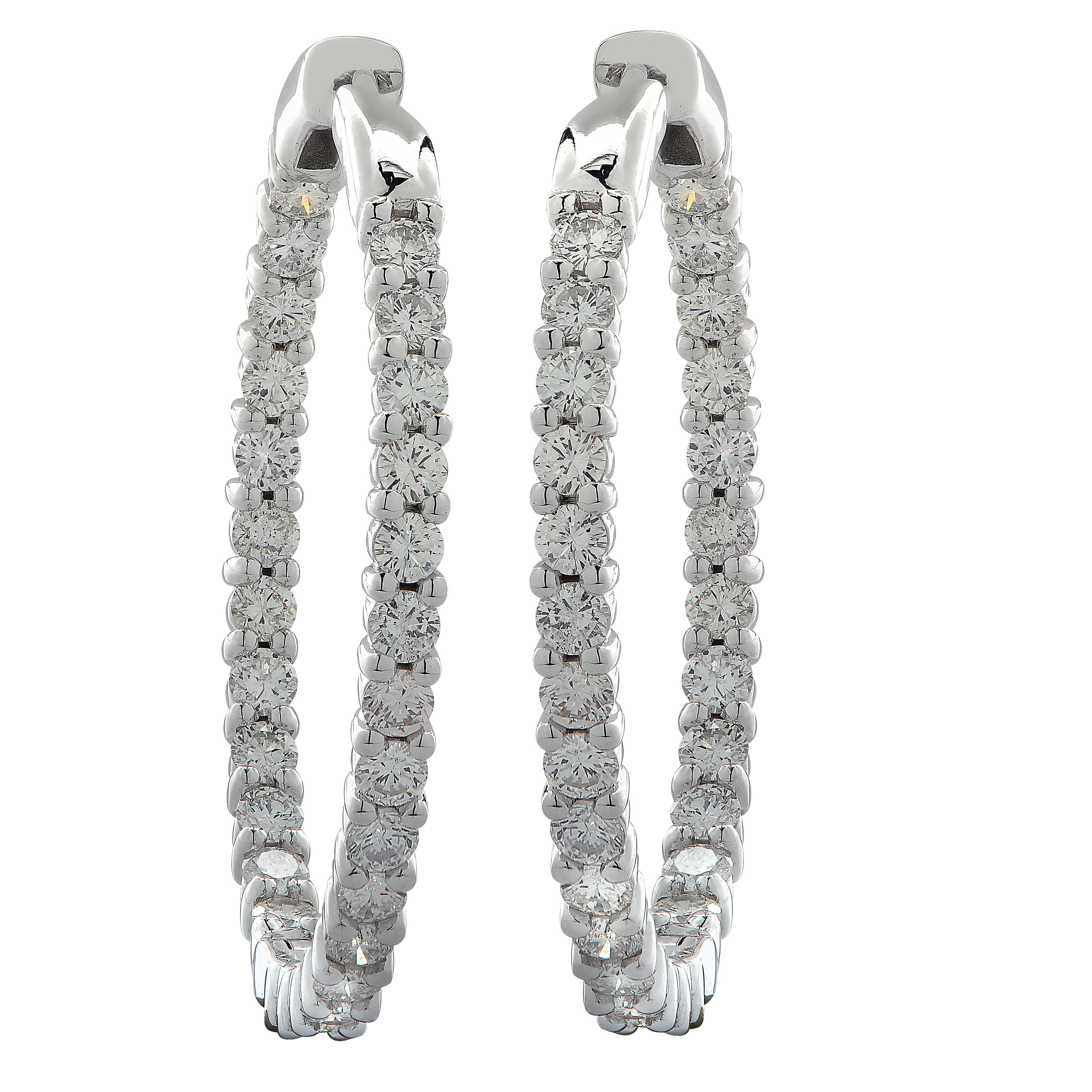 Vivid Diamonds 2.83 Carat Diamond Hoop Earrings In New Condition In Miami, FL
