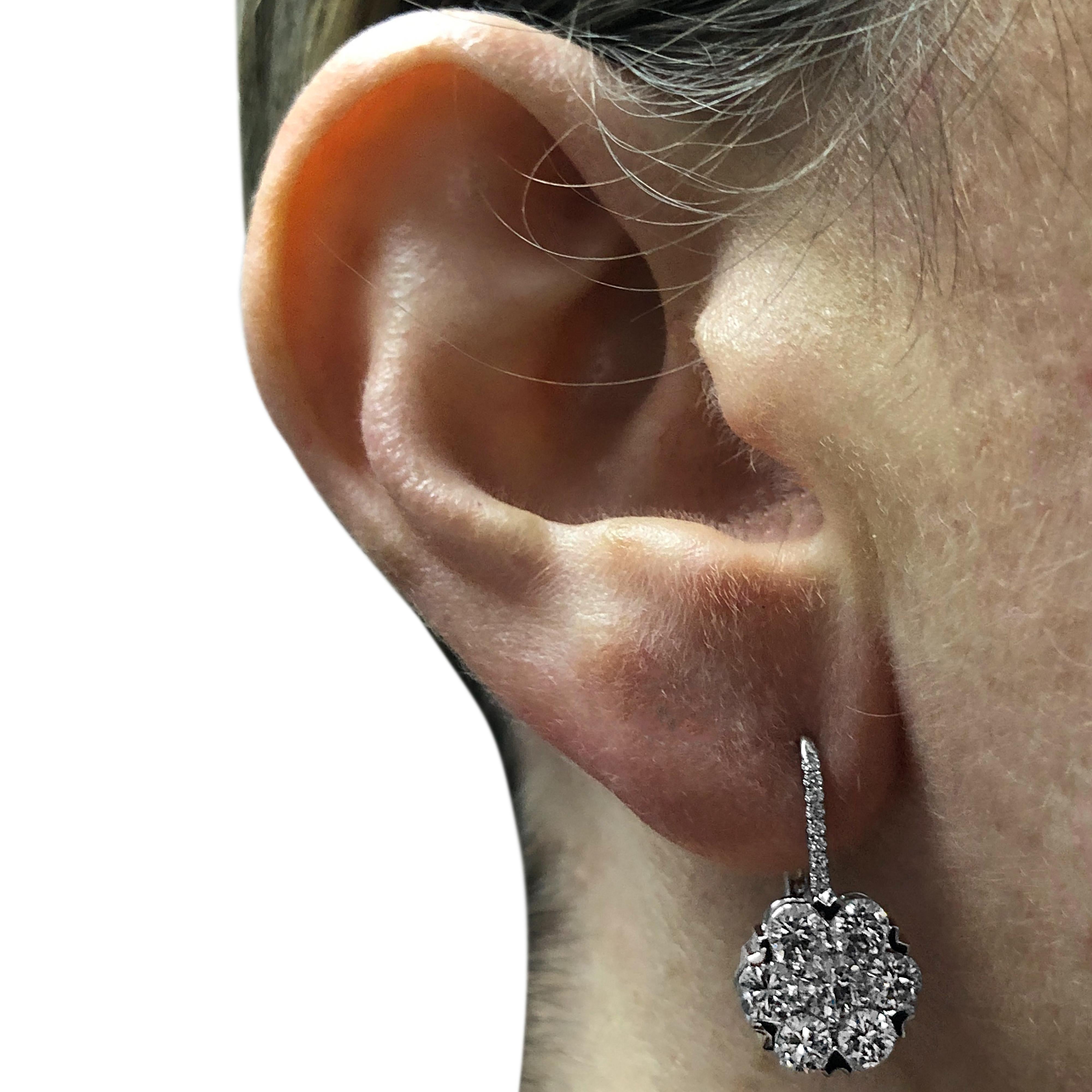 Round Cut Vivid Diamonds 2.87 Carat Diamond Dangle Earrings