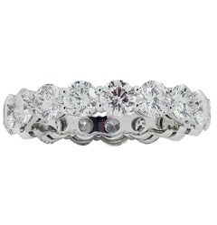 Vivid Diamonds 3.12 Carat Diamond Eternity Band