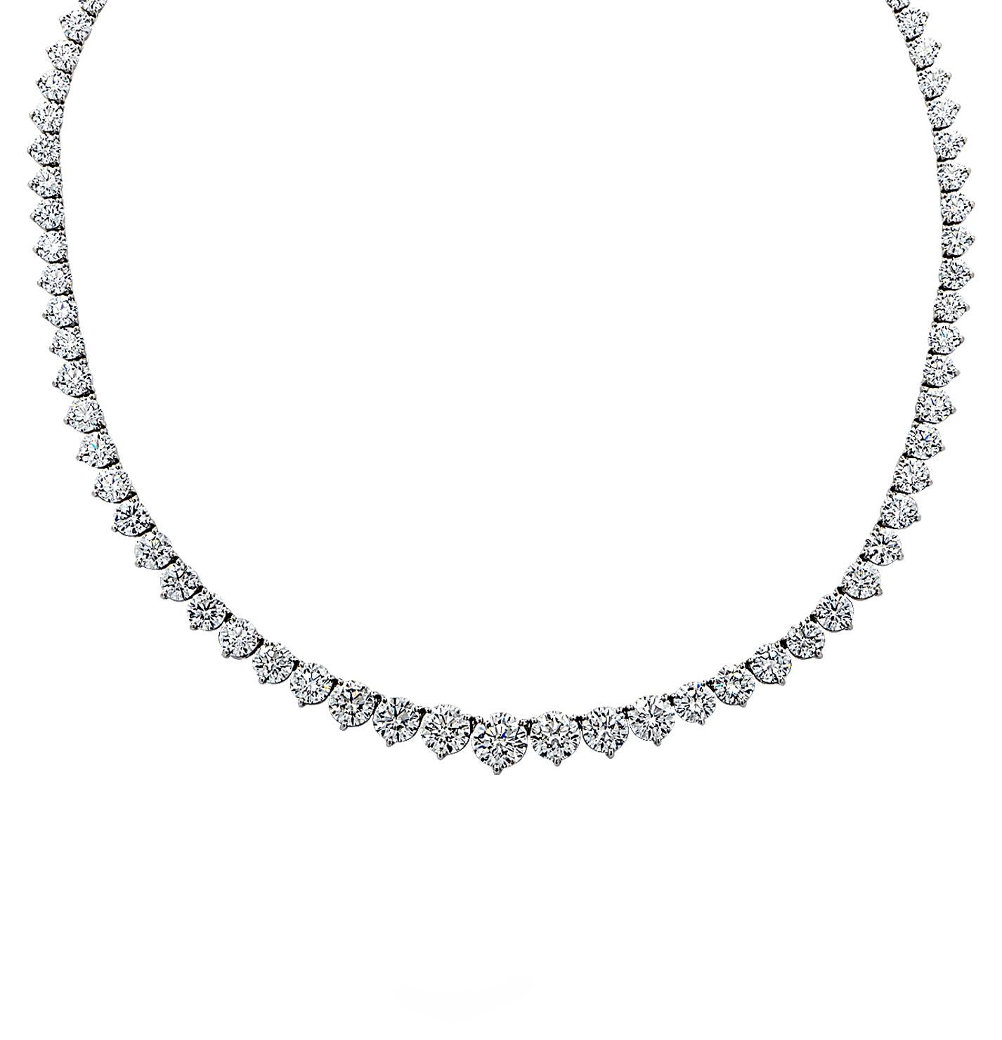 Women's Vivid Diamonds 32 Carat Riviere Necklace For Sale