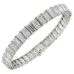 Vivid Diamonds Bracelet de 32,10 carats de diamants taille meraude