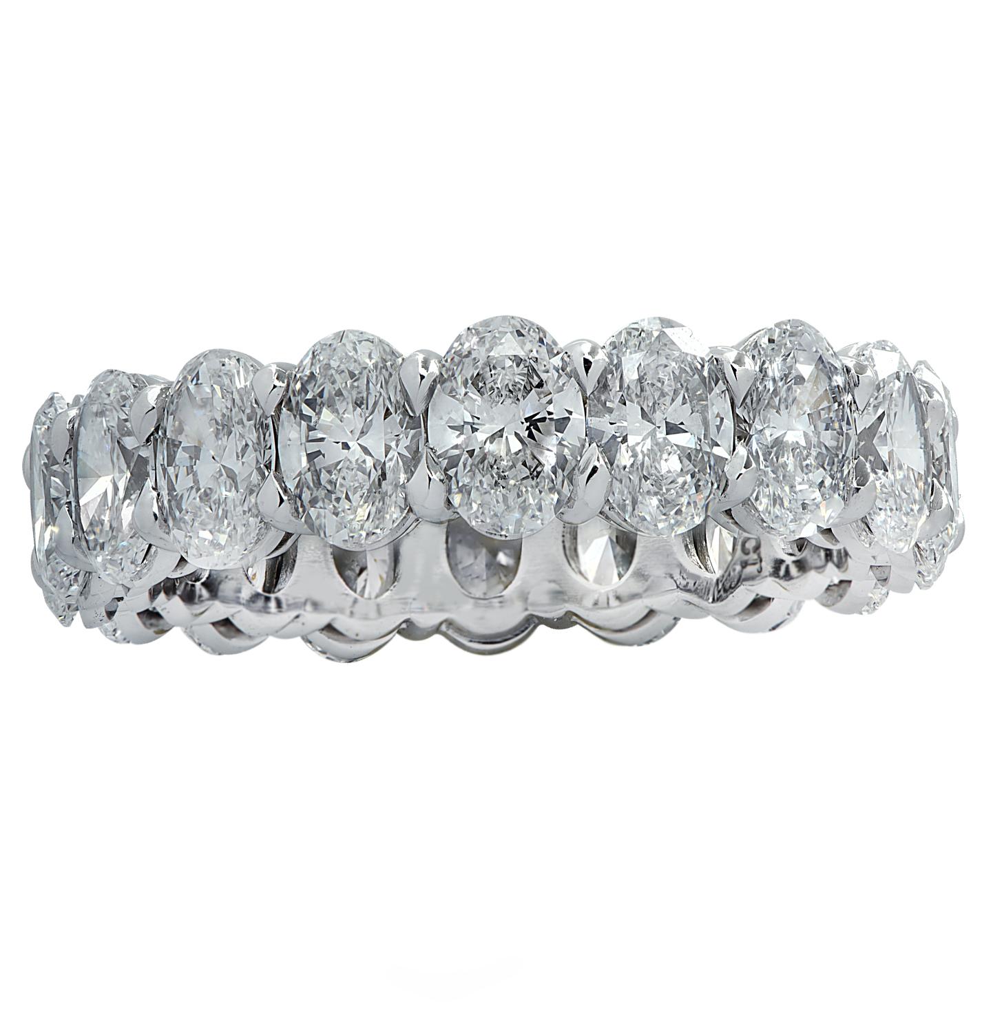 Modern Vivid Diamonds 4.31 Carat Diamond Eternity Band For Sale