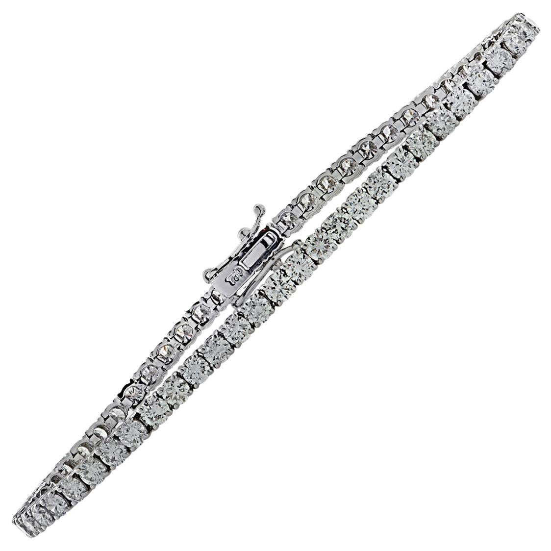 Vivid Diamonds 6.10 Carat Diamond Tennis Bracelet For Sale