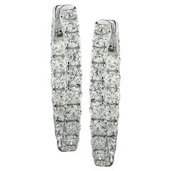 Pendientes de aro Vivid Diamonds de 6,27 quilates con diamantes dentro y fuera