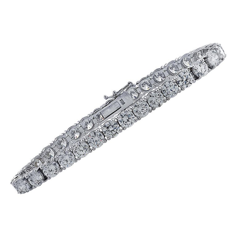 Vivid Diamonds 8.90 Carat Diamond Tennis Bracelet