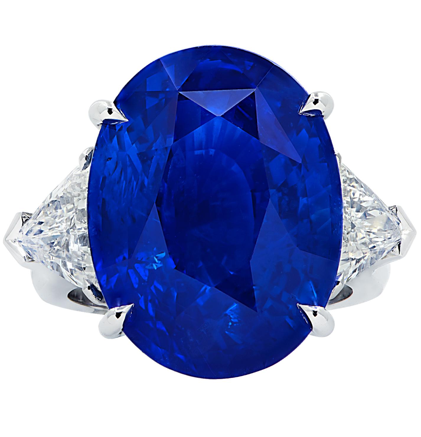 Vivid Diamonds AGL Certified 21.19 Carat Ceylon Sapphire & Diamond Ring In New Condition For Sale In Miami, FL