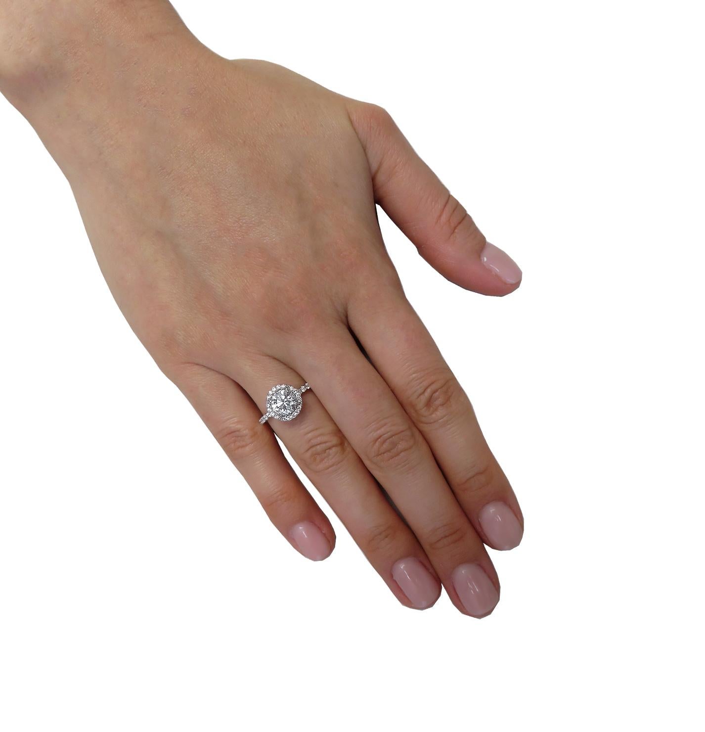Round Cut Vivid Diamonds GIA Certified 1.05 Carat Diamond Engagement Ring