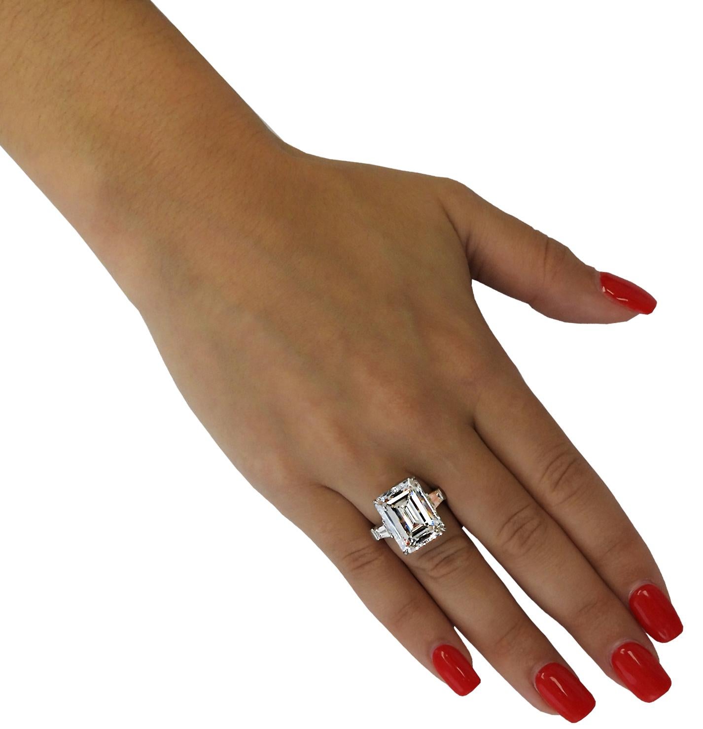 Modern Vivid Diamonds GIA Certified 13.47 Carat Diamond Engagement Ring