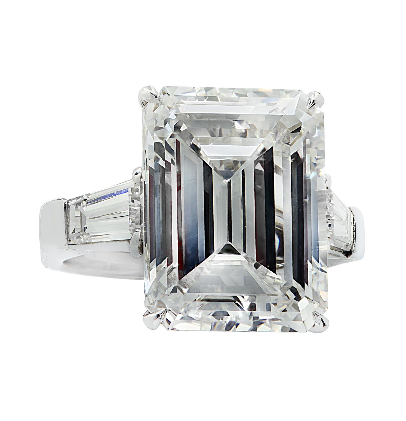 Emerald Cut Vivid Diamonds GIA Certified 13.47 Carat Diamond Engagement Ring