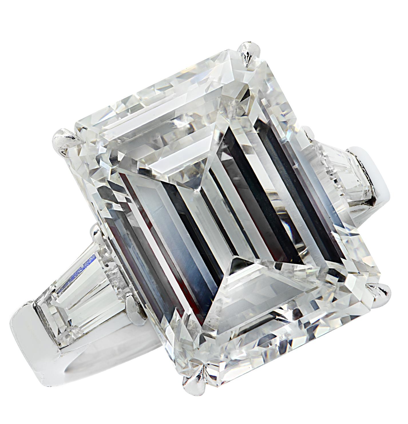 Verlobungsring mit lebhaften Diamanten, GIA-zertifizierter 13.47 Karat Diamant im Zustand „Neu“ in Miami, FL