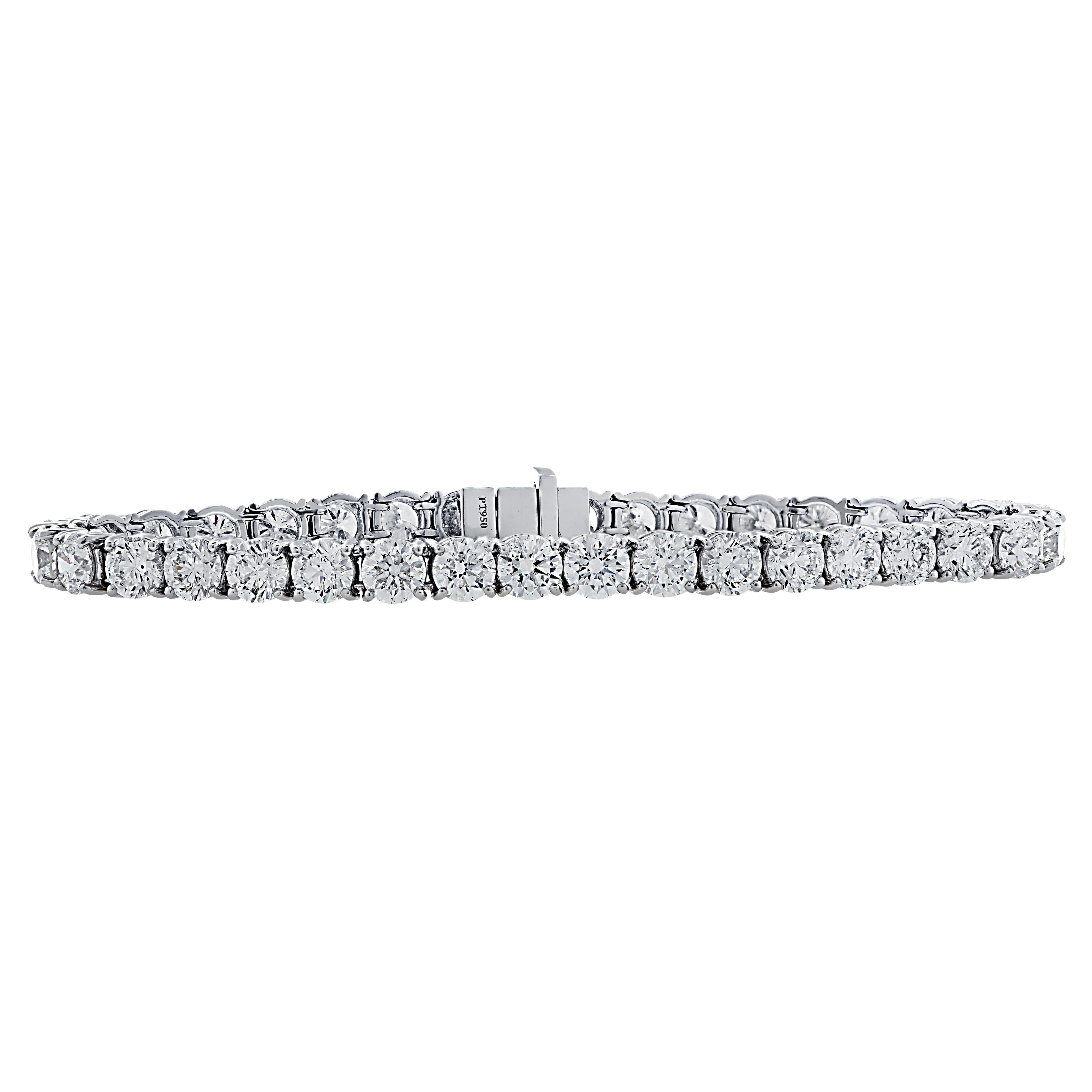 Modern Vivid Diamonds GIA Certified 14.40 Carat Diamond Tennis Bracelet  For Sale