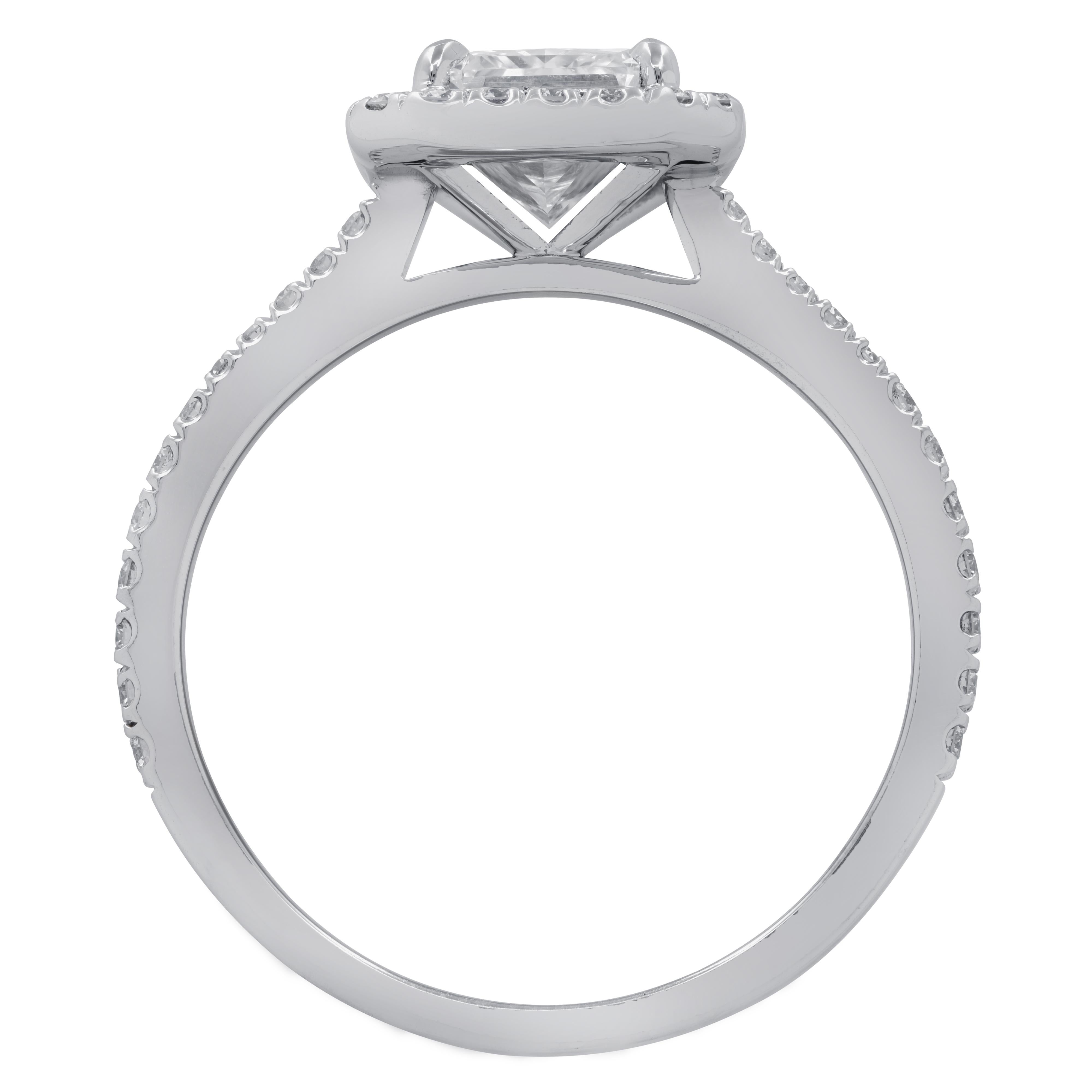 Vivid Diamonds GIA Certified 1.53 Carat Diamond Engagement Halo Ring (Moderne)
