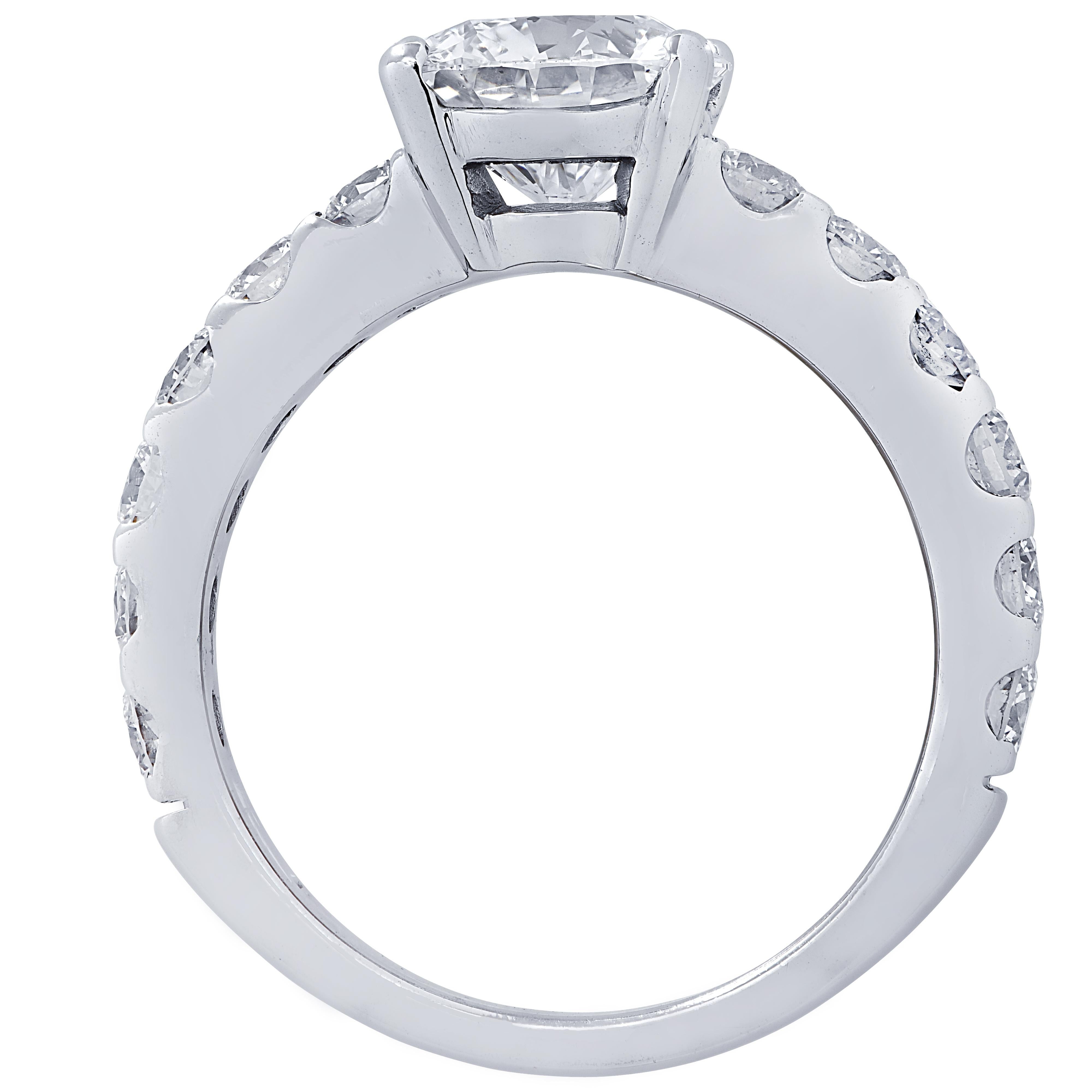 Round Cut Vivid Diamonds GIA Certified 1.65 Carat Diamond Engagement Ring