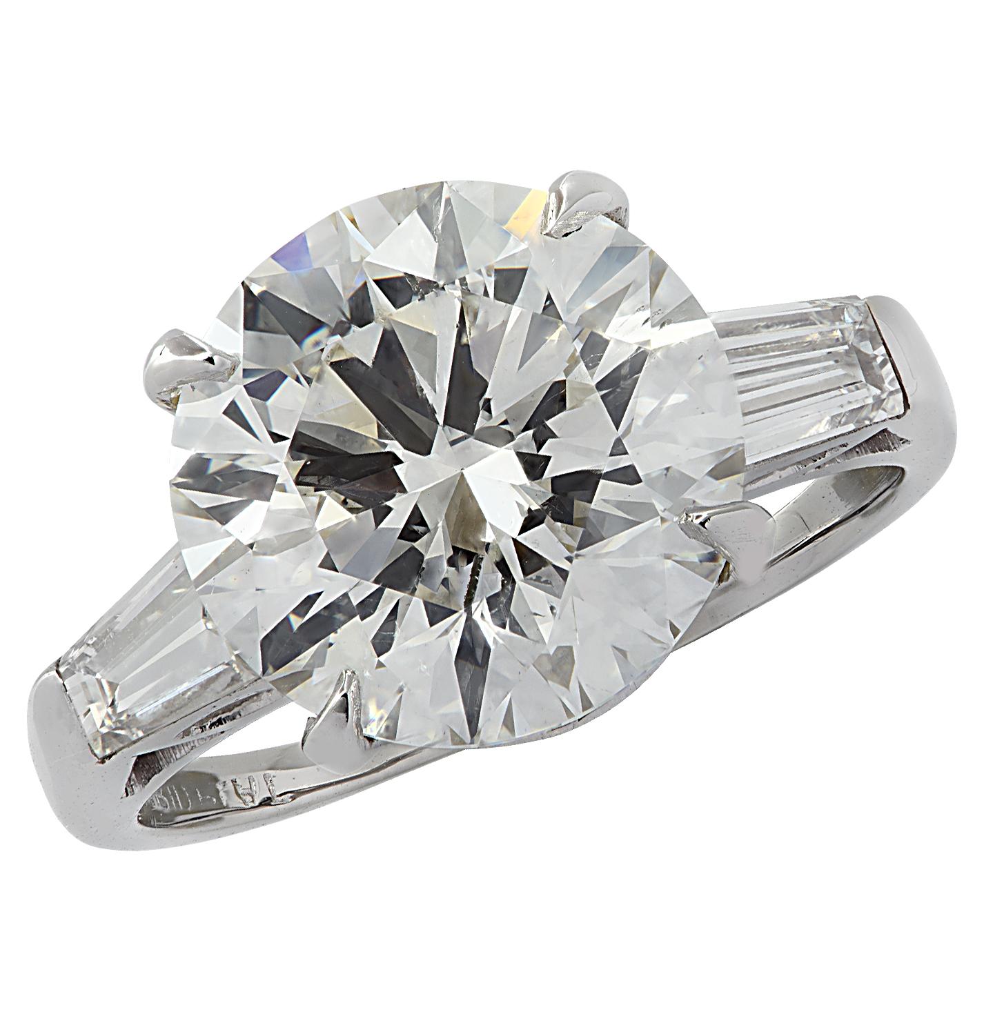 Women's Vivid Diamonds GIA Certified 4.54 Carat Diamond Engagement Ring