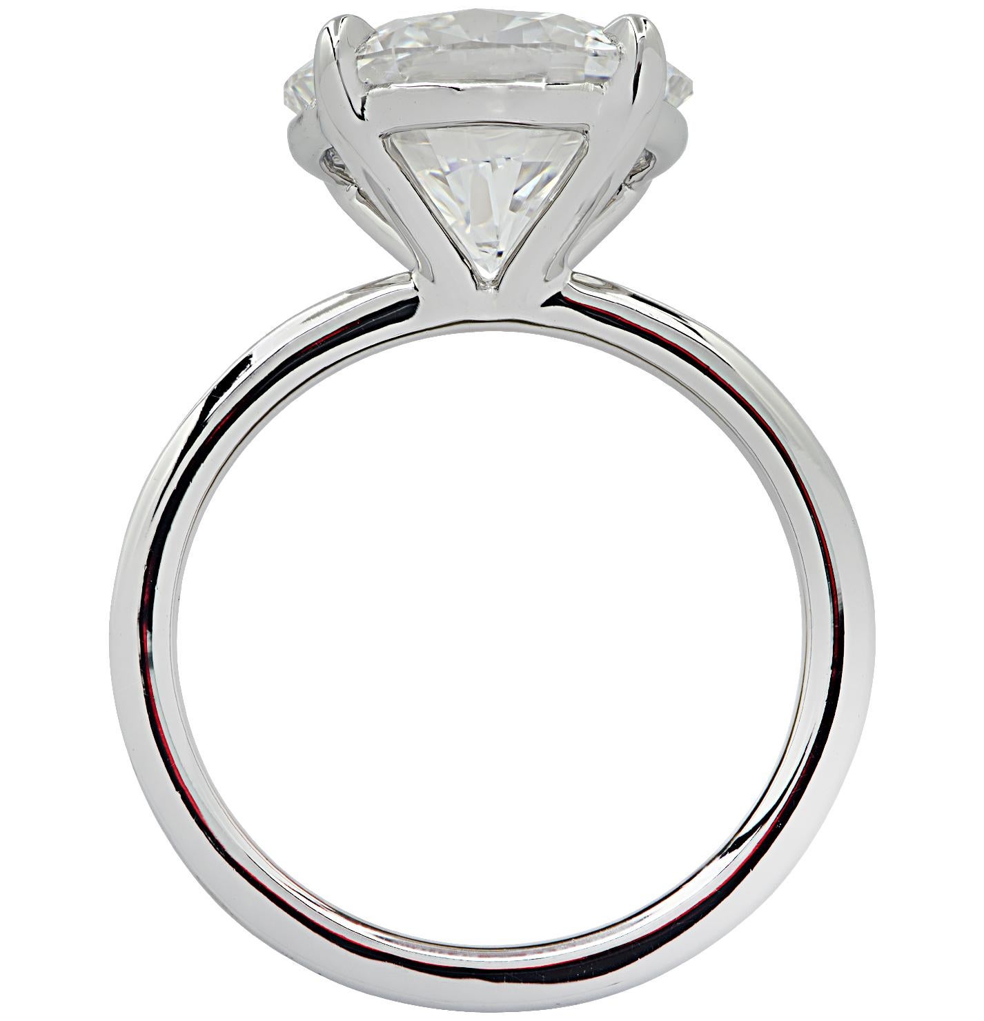 Modern Vivid Diamonds GIA Certified 5.07 Carat Diamond Engagement Ring For Sale