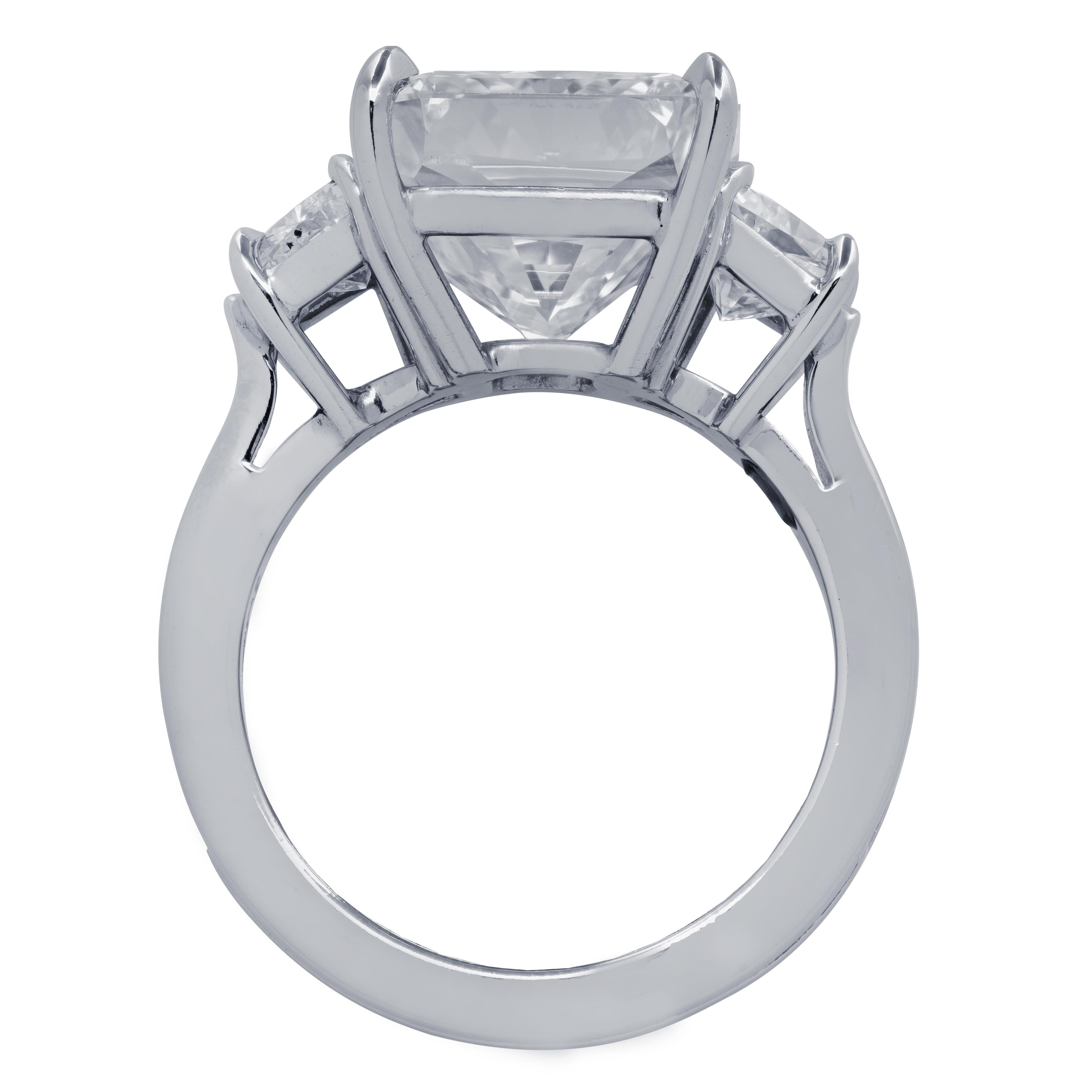 Vivid Diamonds GIA Certified 6.02 Carat Diamond Engagement Ring (Moderne)
