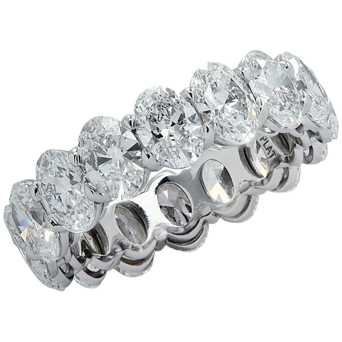 Vivid Diamonds GIA Certified 6.61 Carat Oval Diamond Eternity Band For Sale