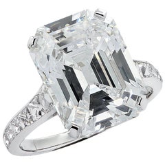 Vivid Diamonds GIA zertifizierter 7,23 Karat Smaragdschliff Diamant Verlobungsring