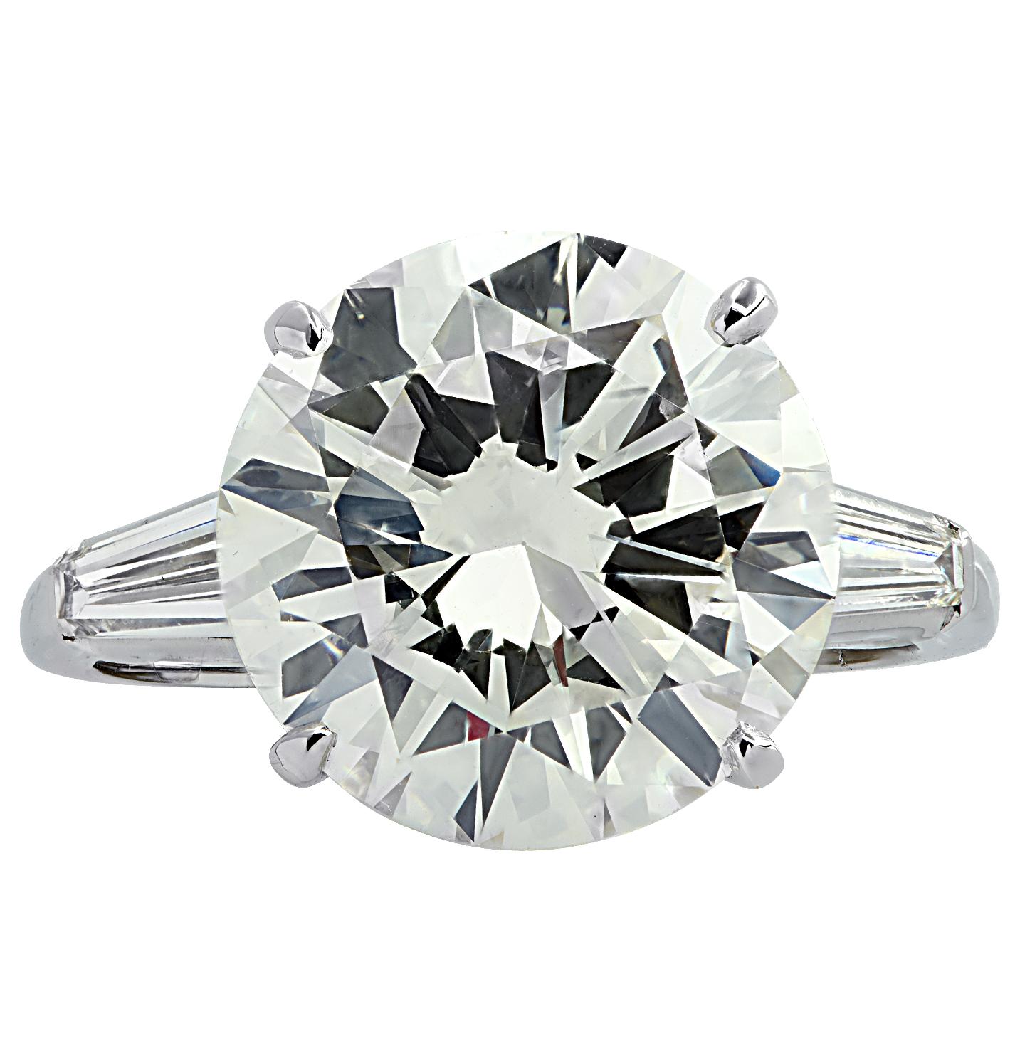 Round Cut Vivid Diamonds GIA Certified 7.81 Carat Diamond Engagement Ring