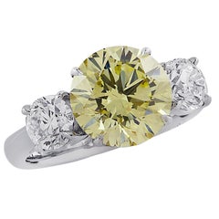 Vivid Diamonds Three-Stone 3.19 Carat Diamond Engagement Ring
