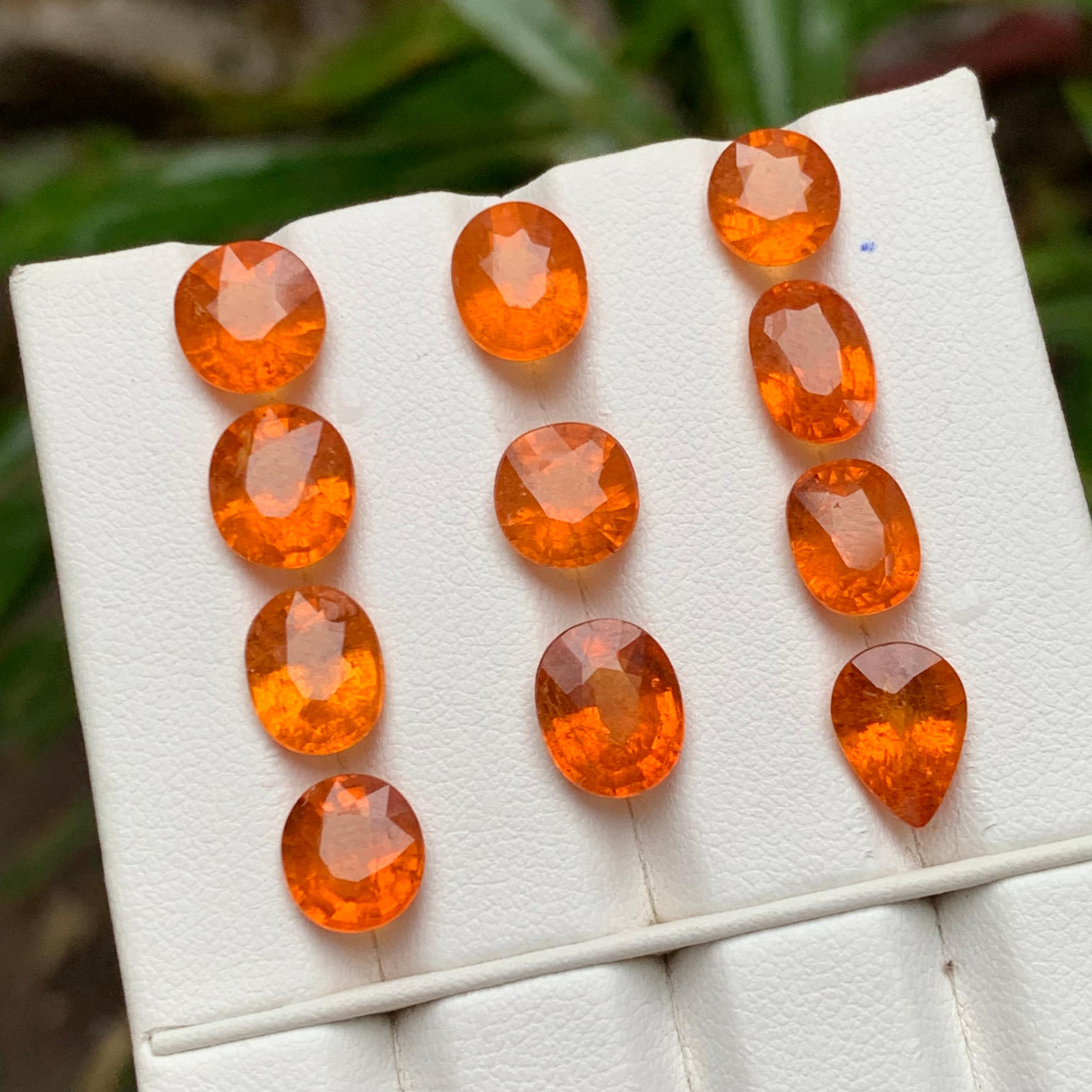 Espesartita natural de color naranja fanta vivo/Granate mandarín 36.10Ct-Joya en venta 1