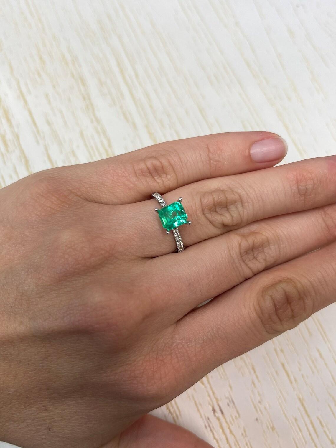Vivid Glowing Green 1.96 Carat Emerald Cut Muzo Colombian Emerald Gem - May For Sale 1