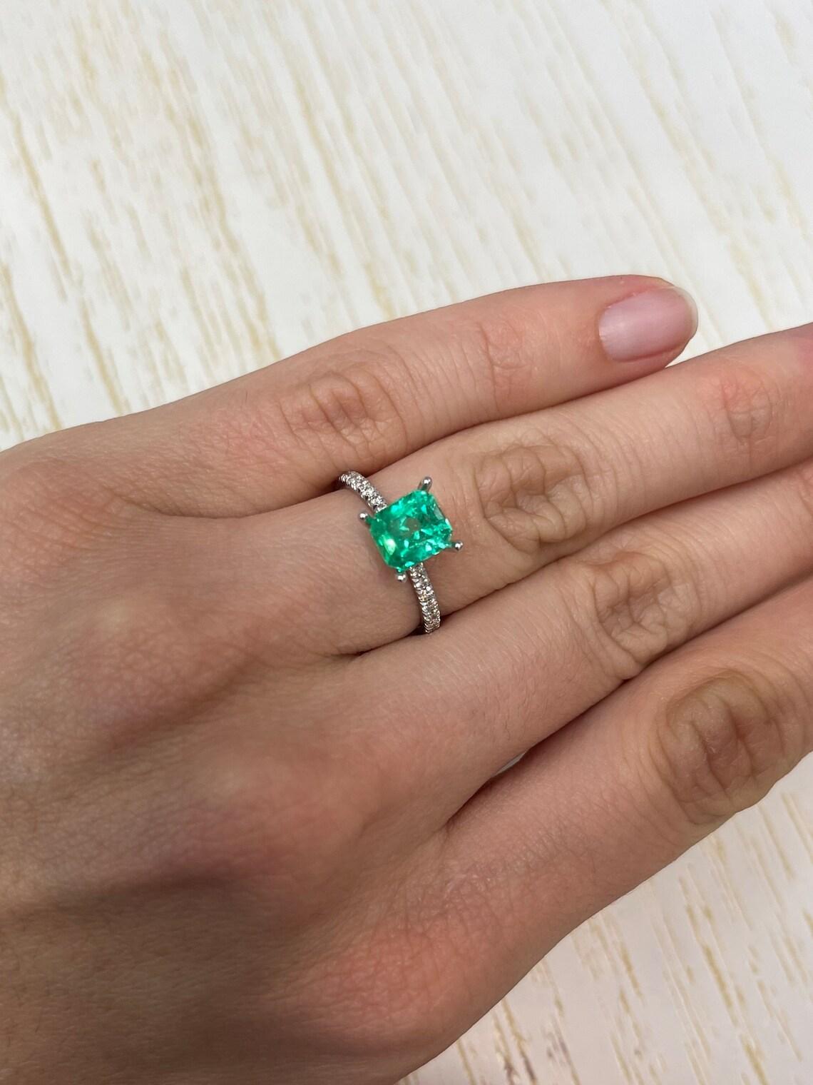 Vivid Glowing Green 1.96 Carat Emerald Cut Muzo Colombian Emerald Gem - May For Sale 2