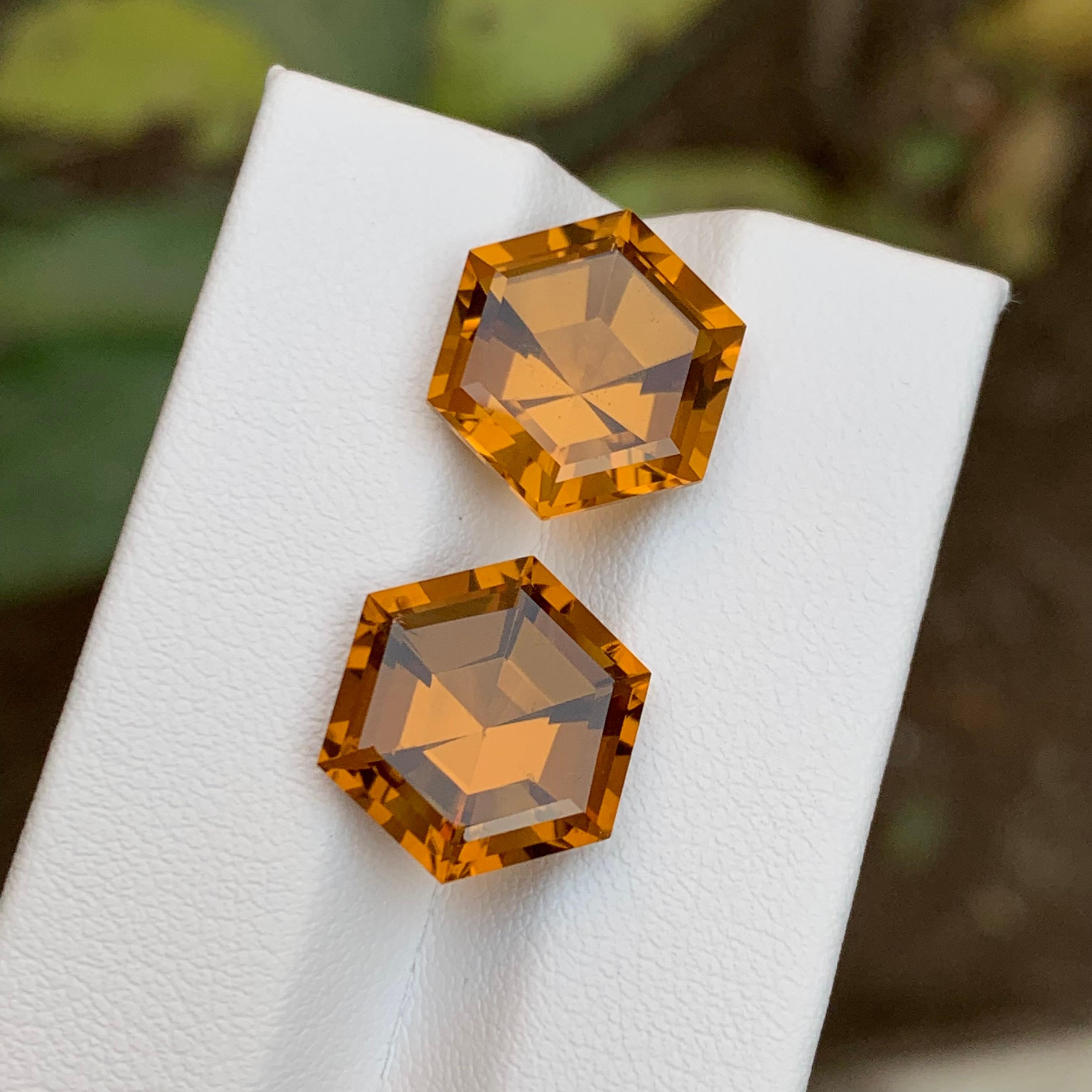 Vivid Golden Orange Natural Citrine Gemstones Pairs 13.30Ct Hexagon for Earrings For Sale 7