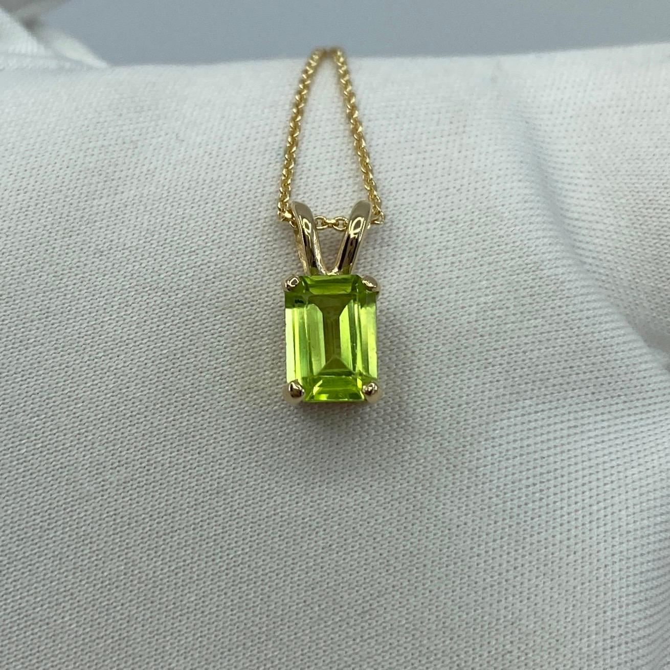 Vivid Green Emerald Cut Peridot Pendant Necklace.

Beautiful natural 1.00 carat vivid green peridot set in a fine 14k yellow gold solitaire pendant.

Stunning peridot with a vivid colour and excellent clarity, very clean stone. It also has an