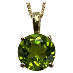 Vivid Green 3.13 Carat Round Cut Peridot 18k Gold Solitaire Pendant Necklace