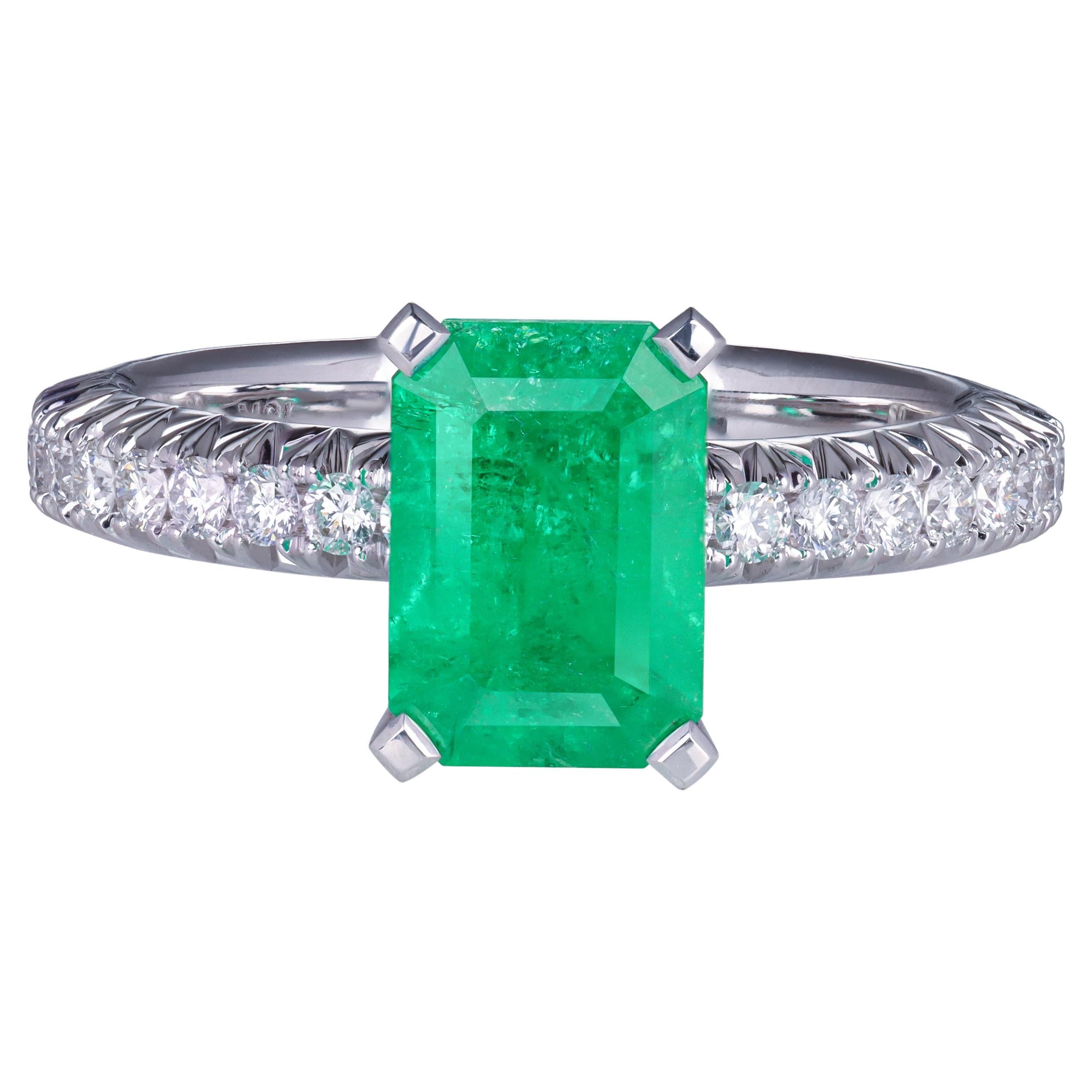 Vivid Green Colombian Emerald 1.71 ct Ring with Diamonds in 18K white gold